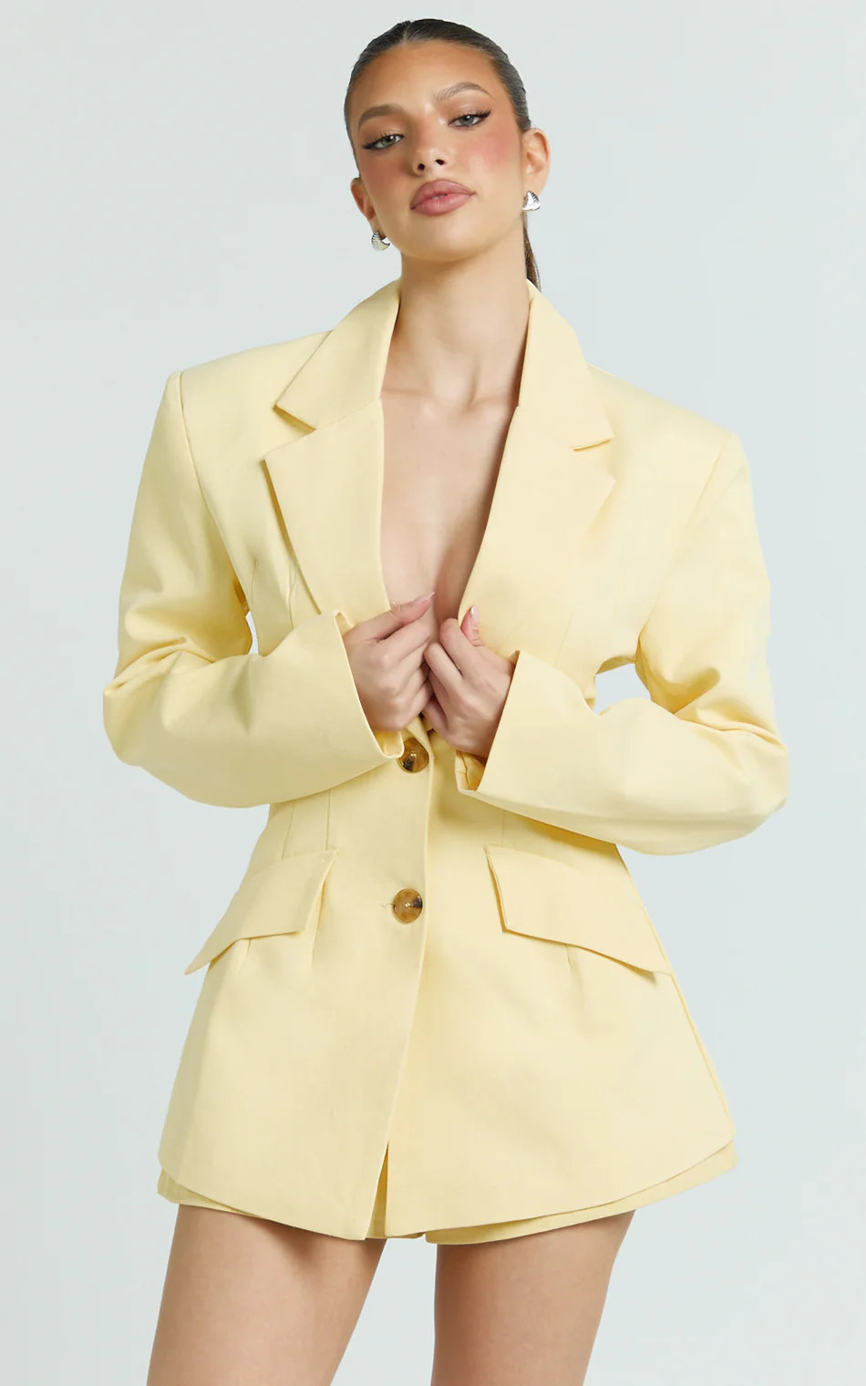 Harvey Blazer – 2 Button Closure Square Hem Blazer in Lemon | Showpo (US, UK & Europe)