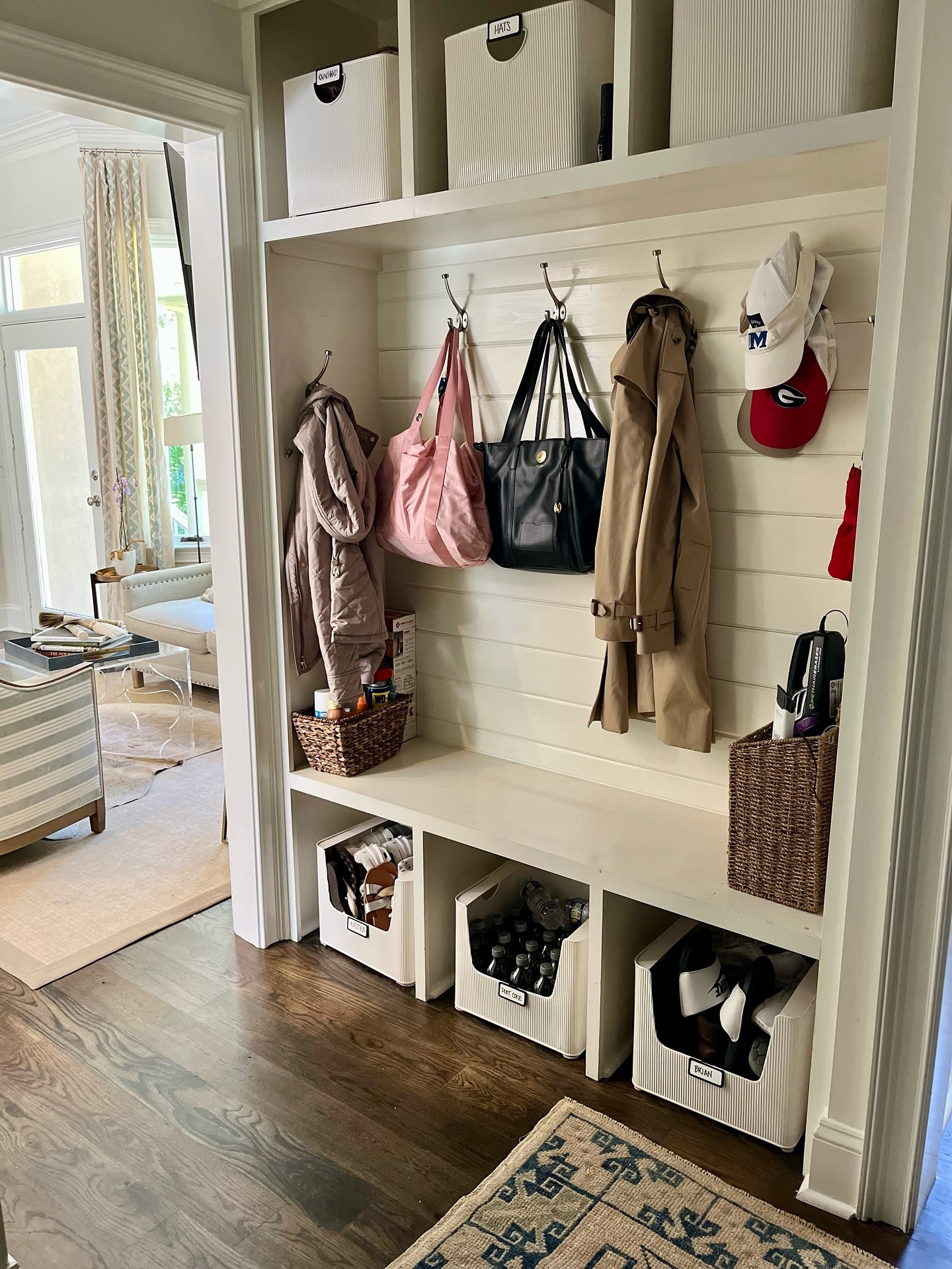 🚪✌️Enter into peace- spots for everything while looking fabulous. 
➡️➡️Swipe to see all Extra touches 
 
⭐️⭐️Adding furniture felts to the bottom of these metal containers to protect the floors. 
⭐️⭐️Adding this slim magazine hanging basket to hide the slim vacuums. ❤️
⭐️⭐️Never skip the steps it takes to fully empty and clean. 🫧🧺🧼

Metal Containers 🎯🎯🎯 Target - Brightroom 

#OrganizedLife
#savannahorganizer 
#houseofvon  #savannah #professionalorganizer #declutter #professionalorganizing  #cluttertoClarity