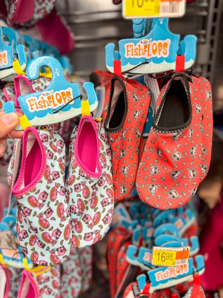 FishFlops Toddler Boys Aqua Socks at Walmartt

#LTKswim #LTKkids #LTKSeasonal