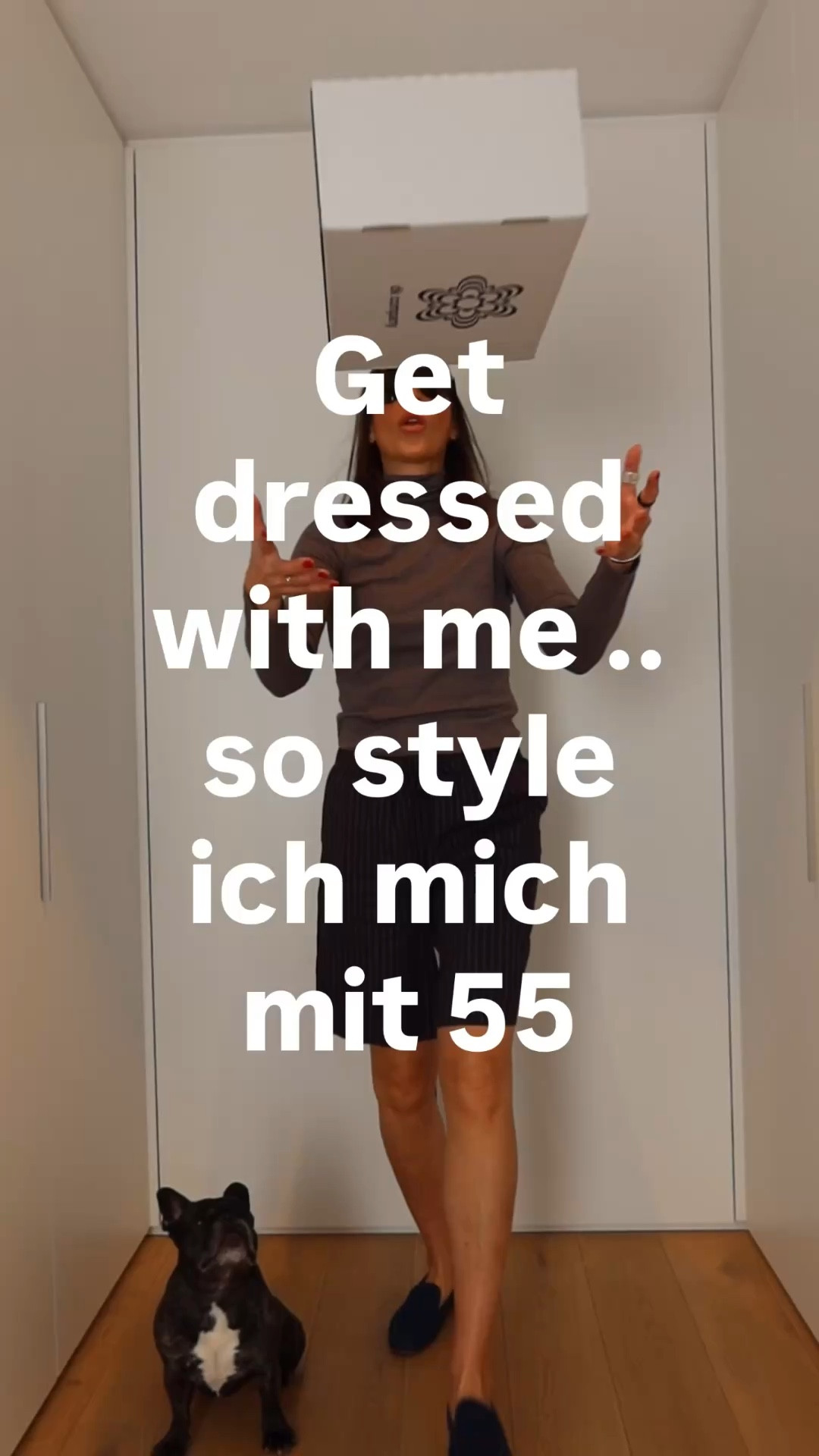 Back to straight Jeans? Rollkragen Pullover. So angenehm und weich auf meiner Haut. 2 Gürtel gelayert. Windbreaker mit hohem Kragen, Funnel Kragen. Tasche. Aviator Sunnies. Schmale Spitze Ballerina verlängern das Bein. 

Würdest du das tragen..
Ja oder Nein?

#frauen50plus #styleover50 #cosstyle #frauenüber40 #minimalstyle

#LTKü50 #LTKstyletip #LTKdeutschland
