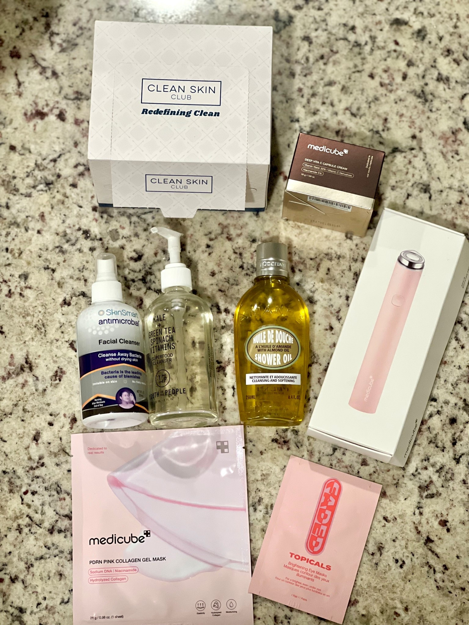 Amazon prime day recommendations 🫶

#LTKBeauty #LTKFindsUnder50 #LTKSaleAlert
