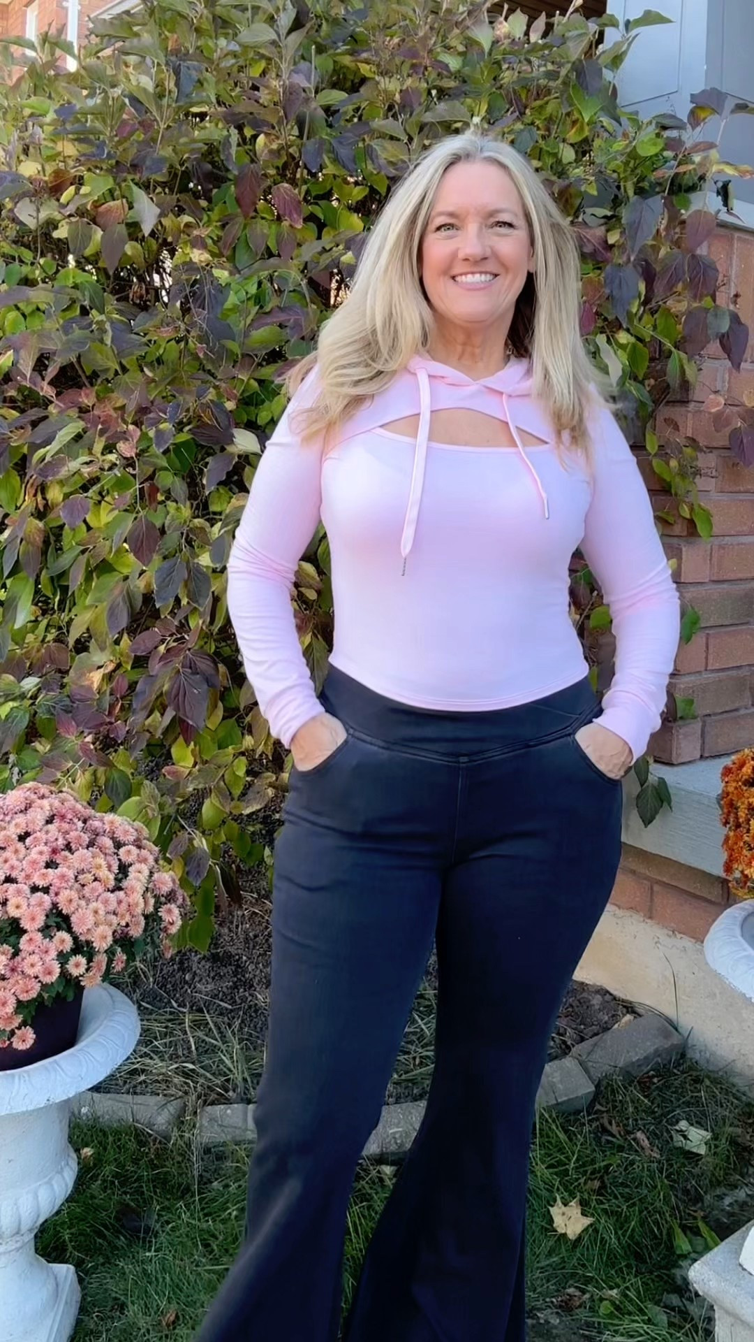 Love these Halara jeans. They are just as comfy as my leggings 

#LTKHoliday #LTKMidsize #LTKActive