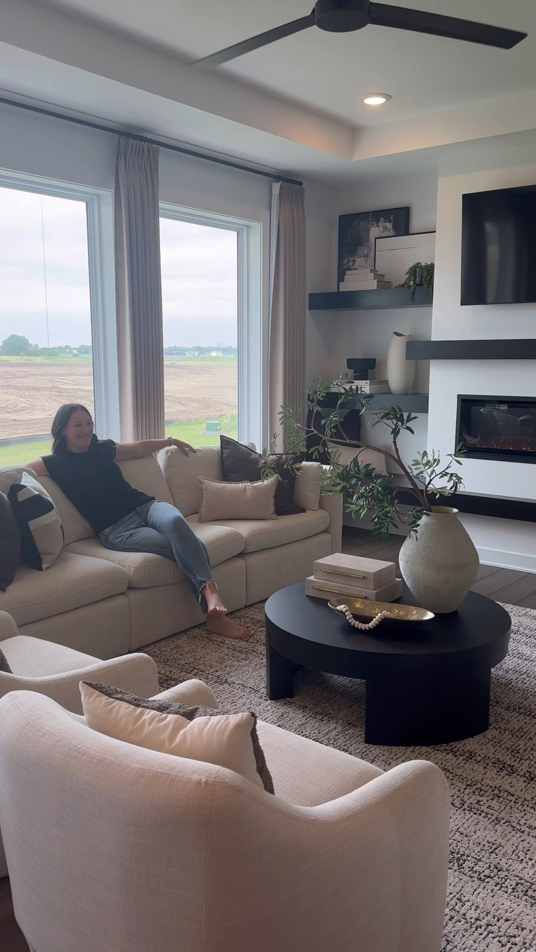 I’m obsessed with my new couch from Chita furniture! I love that it’s a modular so I can move it around as we head into different seasons. I have the linen fabric and it’s the perfect neutral. 

#LTKHome #LTKVideo #LTKStyleTip
