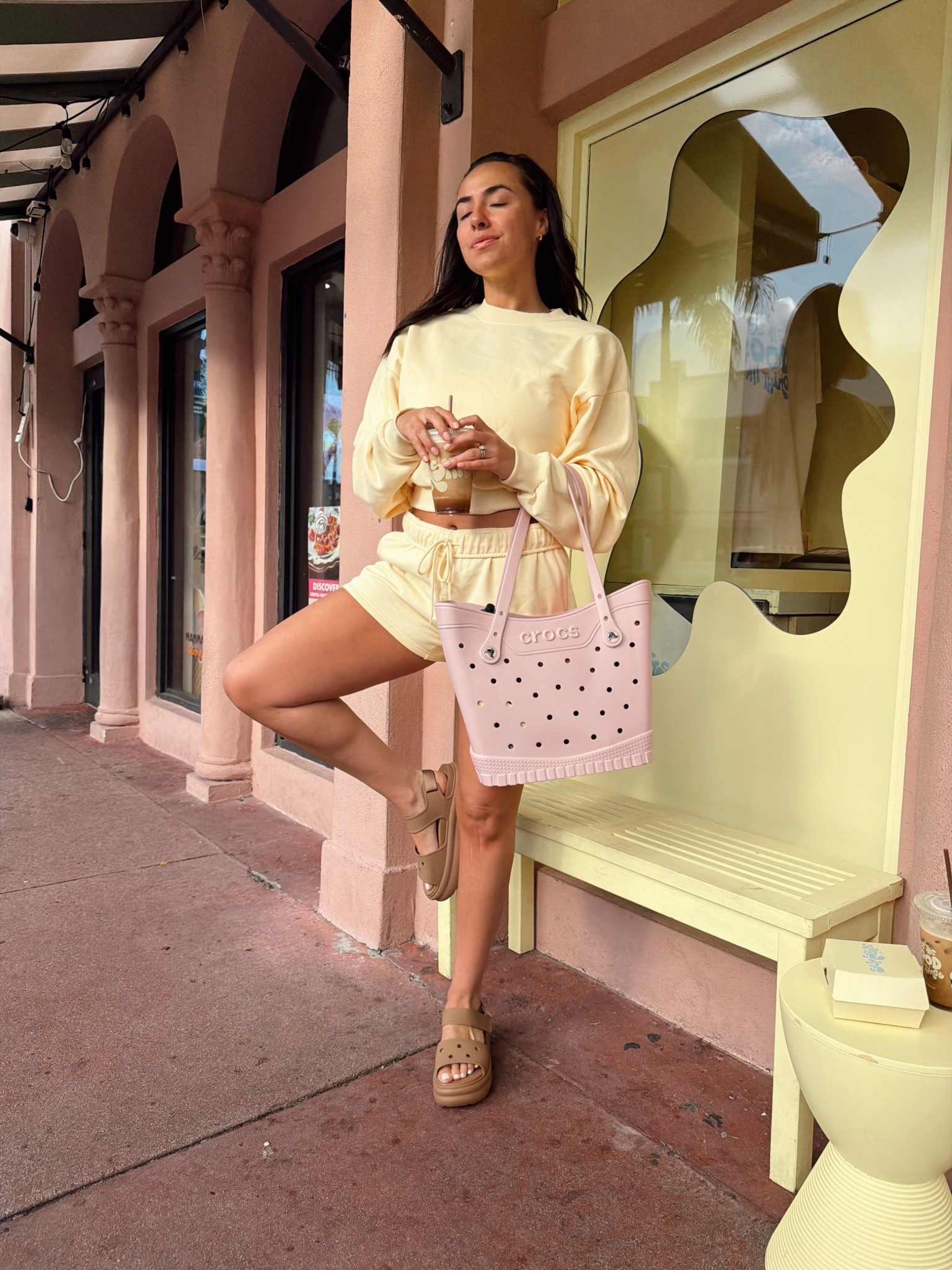 coffee/morning fit 

#LTKgrwm #LTKootd #LTKmorningroutine