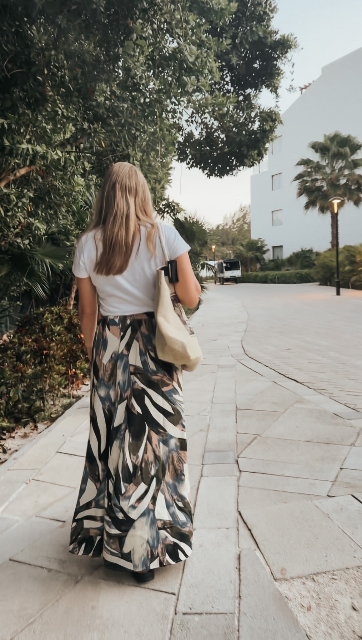 I found this skirt on Amazon and it’s so perfect!!! The fit and style are 👌👌

#LTKTravel #LTKgrwm #LTKmomlife