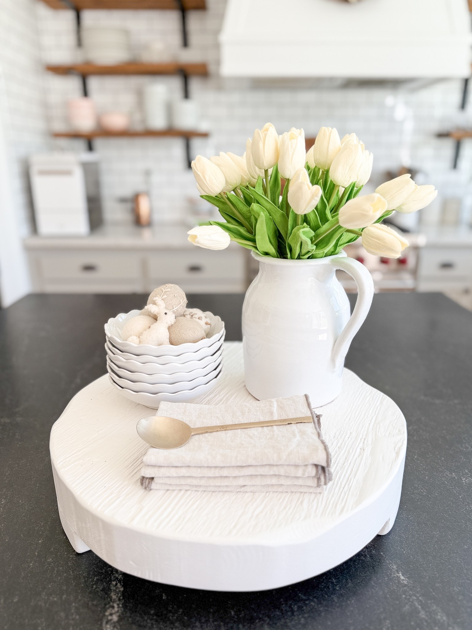 Spring in the kitchen 🐰

#LTKOver40 #LTKSeasonal #LTKHome