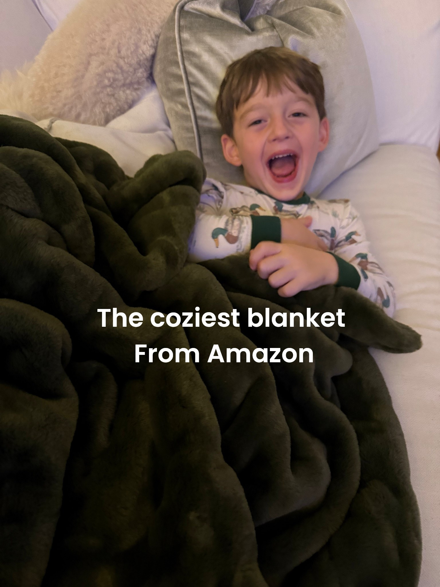 Still my favorite blanket from Amazon that’s half the price of expensive blankets!!
#blanket #gifts

#LTKSaleAlert #LTKFindsUnder100 #LTKGiftGuide
