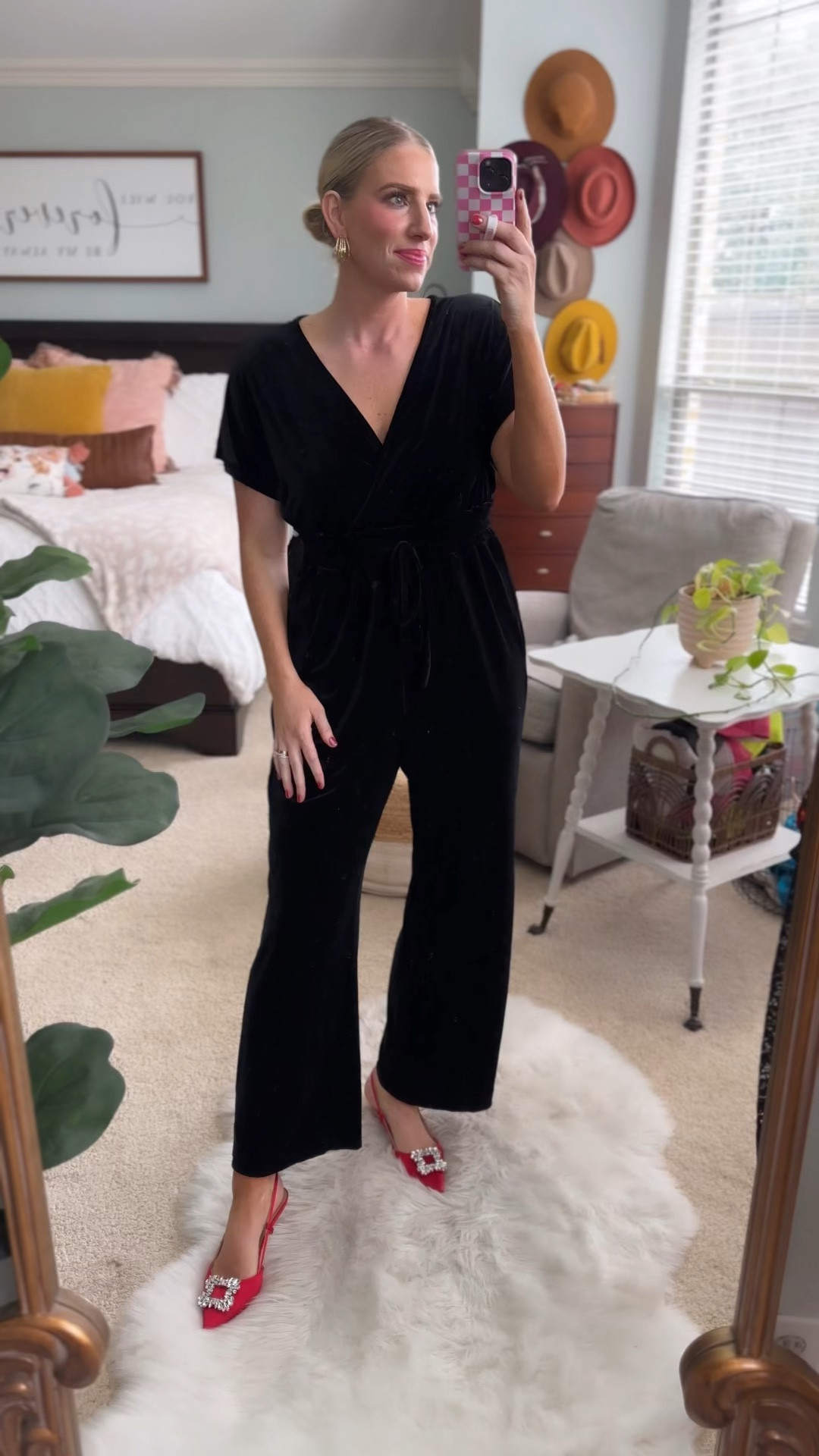 Holiday looks on Amazon under $100
Jumpsuit is velvet + fits tts 
Comes in other colors 

#LTKFindsUnder50 #LTKParties #LTKStyleTip