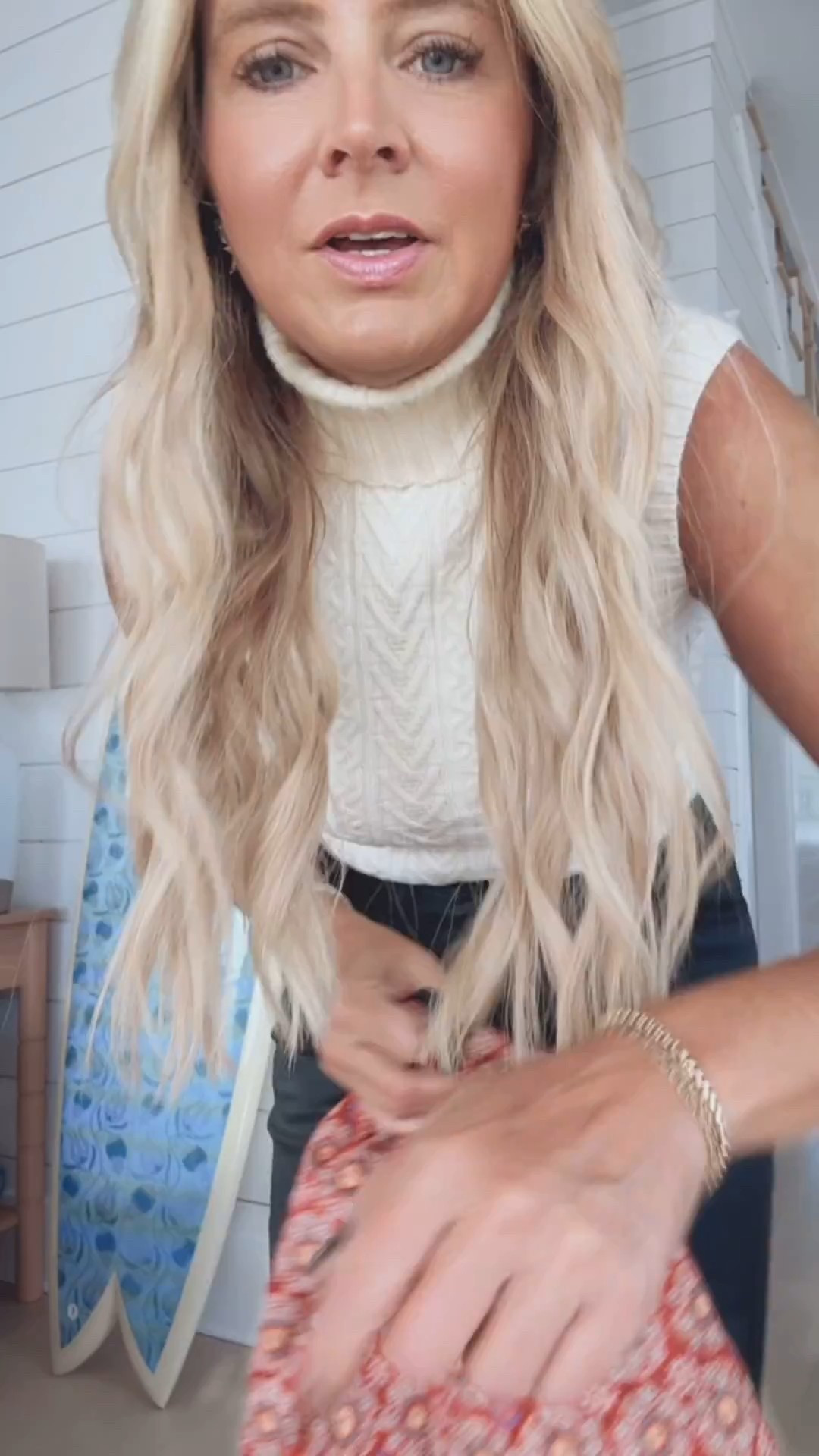 Quilted coats are definitely a fall must! Loving this one! Also a great find for the holiday season. Paired with the cutest wax coated jeans. Perfect for weekend plans or dinner with friends.


#LTKFindsUnder100 #LTKStyleTip #LTKHoliday