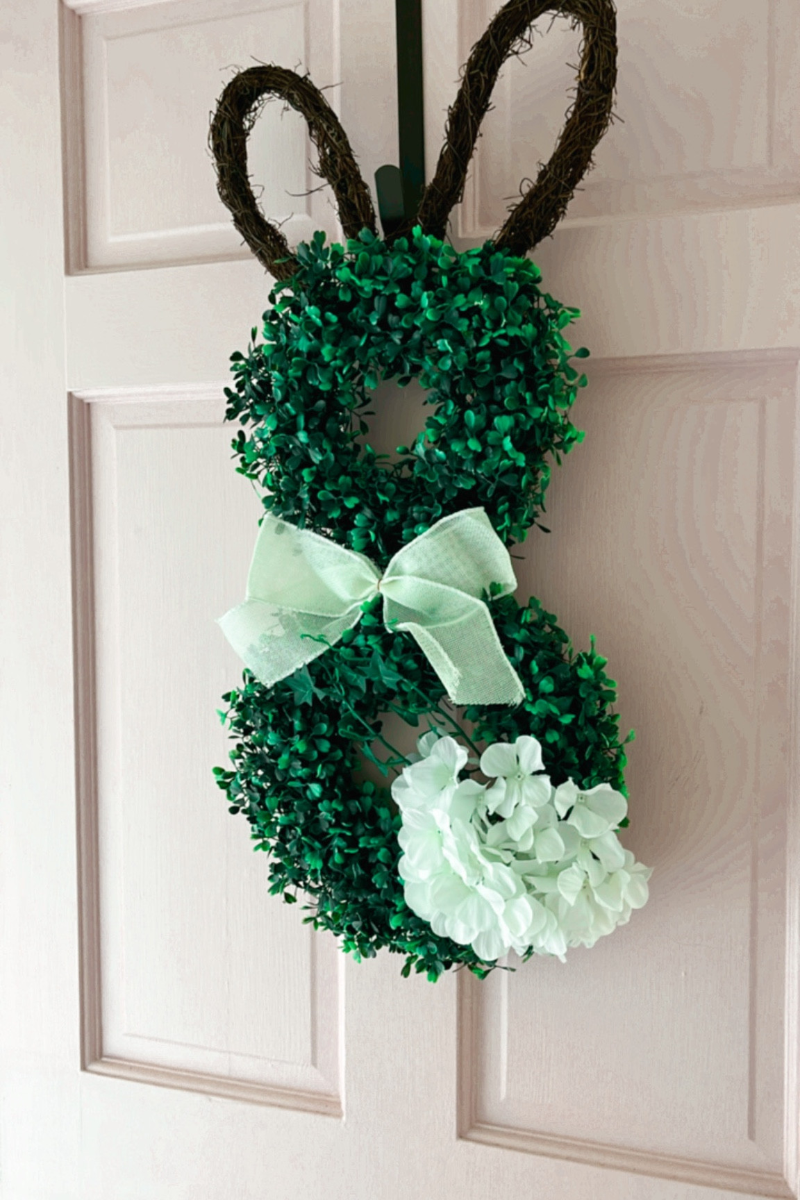 Easter ready! 


#boxwood #easter #easterdecor #doorhanger 

#LTKSeasonal #LTKhome #LTKunder50
