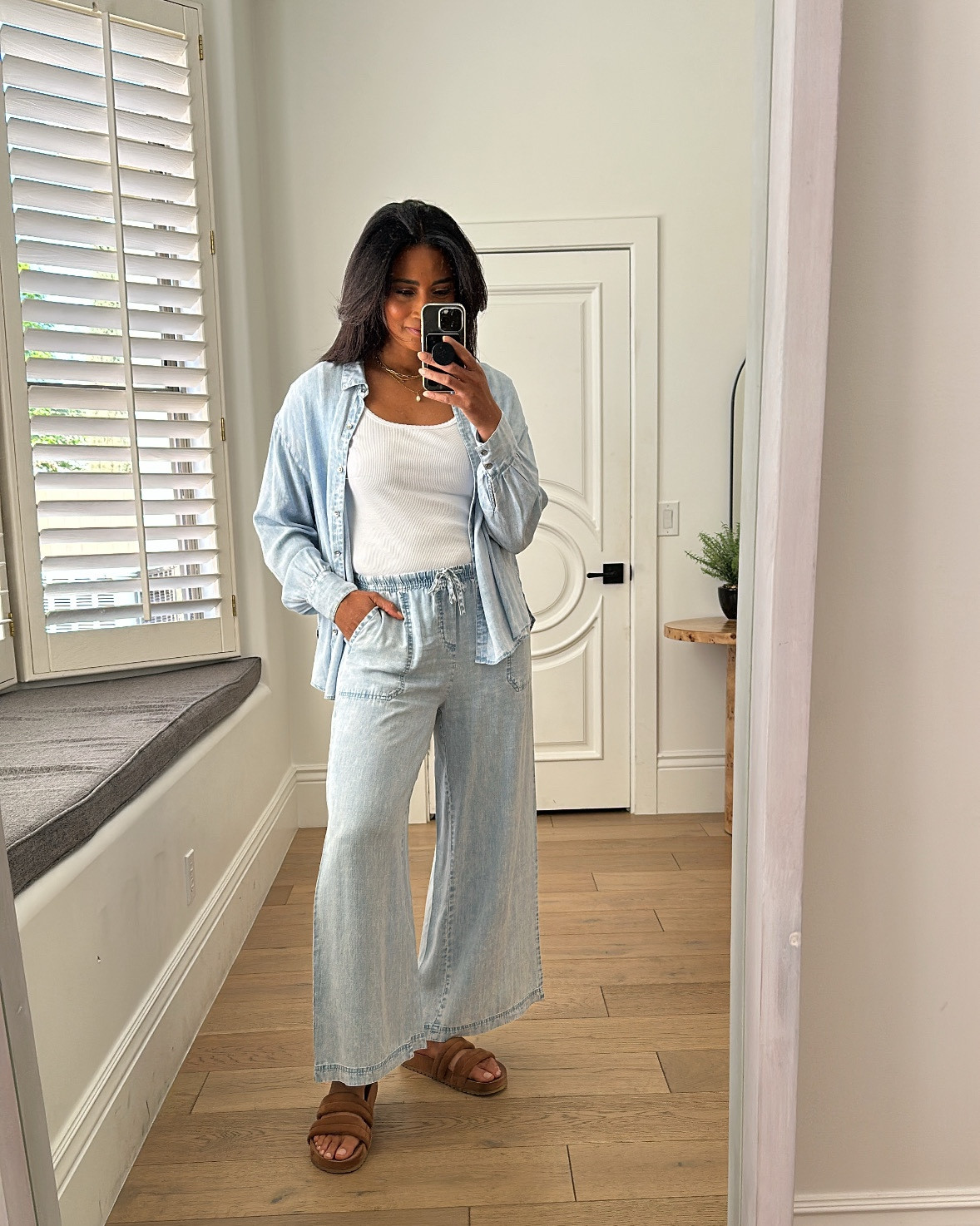 Spring Outfit Inspo - super comfy palazzo pants and a button down in the softest indigo wash!! All fit true to size.



#LTKStyleTip #LTKSeasonal #LTKOver40