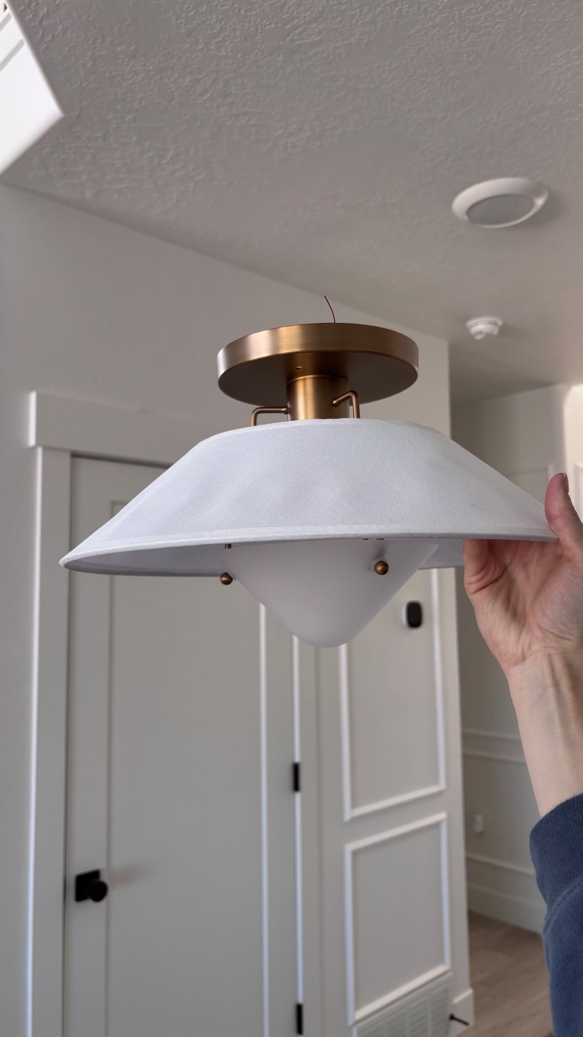 $40 for the cutest flush light ever! Last chance! #flushlight #lightfixture #designerdupe

#LTKFindsUnder50 #LTKHome #LTKSaleAlert