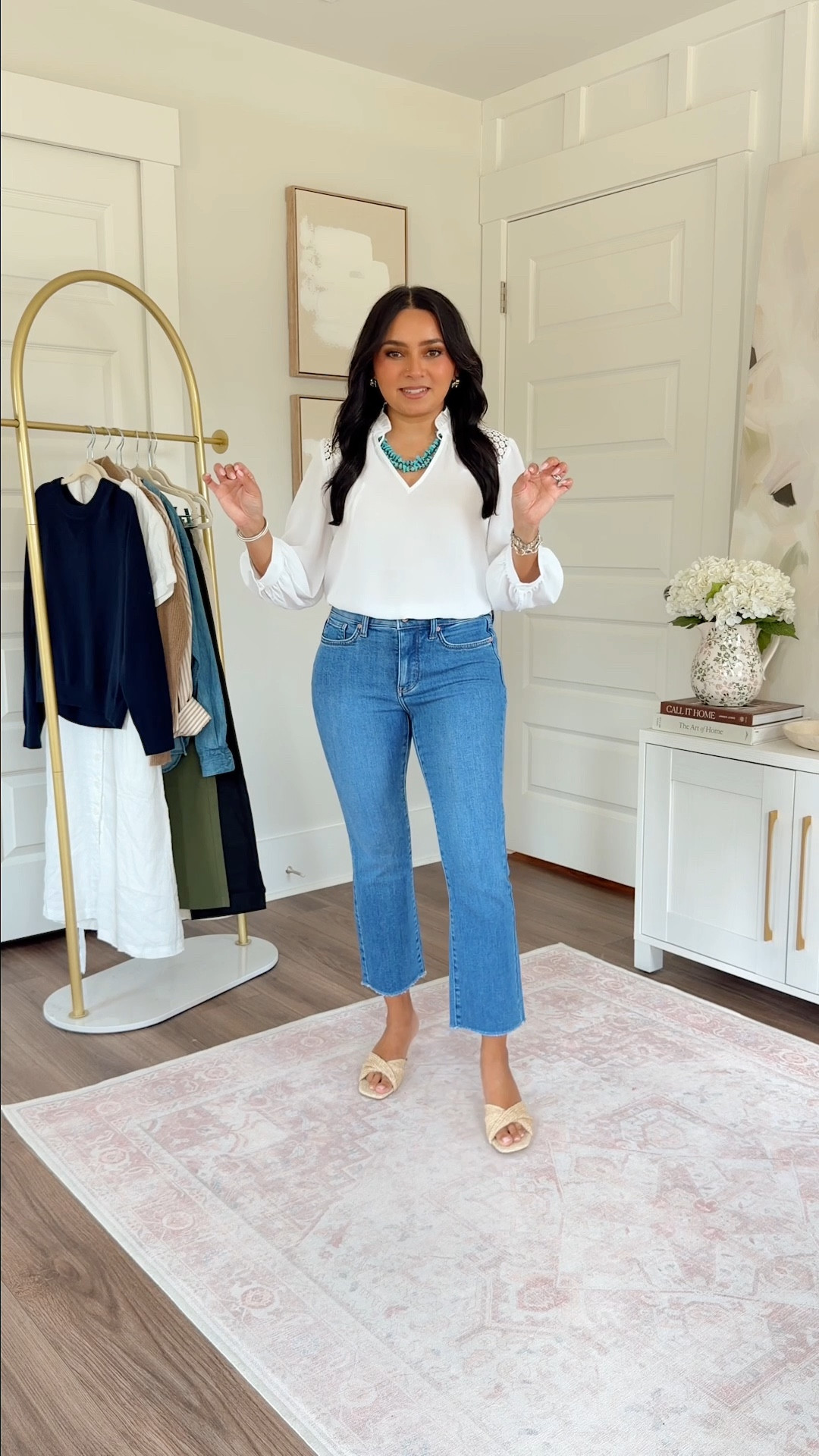 NYDJ / White blouse XXS TTS
Billie Mini Bootcut Ankle
Jeans wash Blue Paradise
- Size 0 petite, I size down a size in this brand, 25" inseam
Beige heels - Size 5 TTS

#LTKPetite #LTKgrwm #LTKootd
