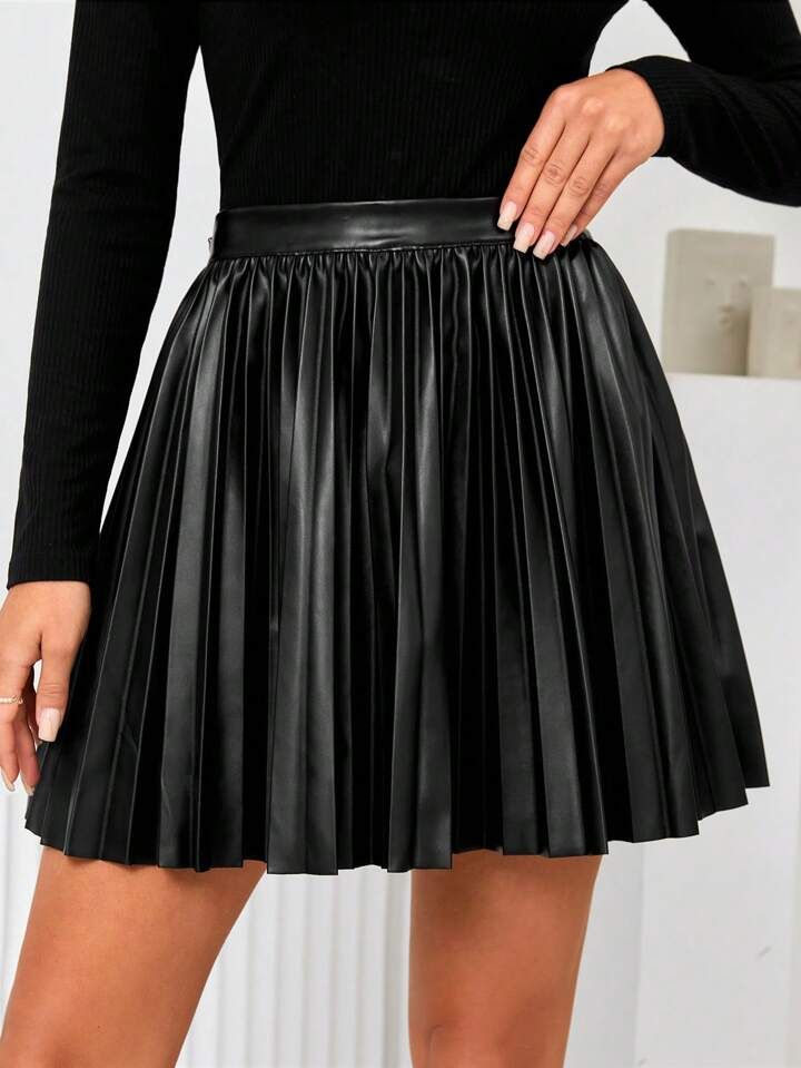 SHEIN Privé PU Leather Pleated Skirt | SHEIN