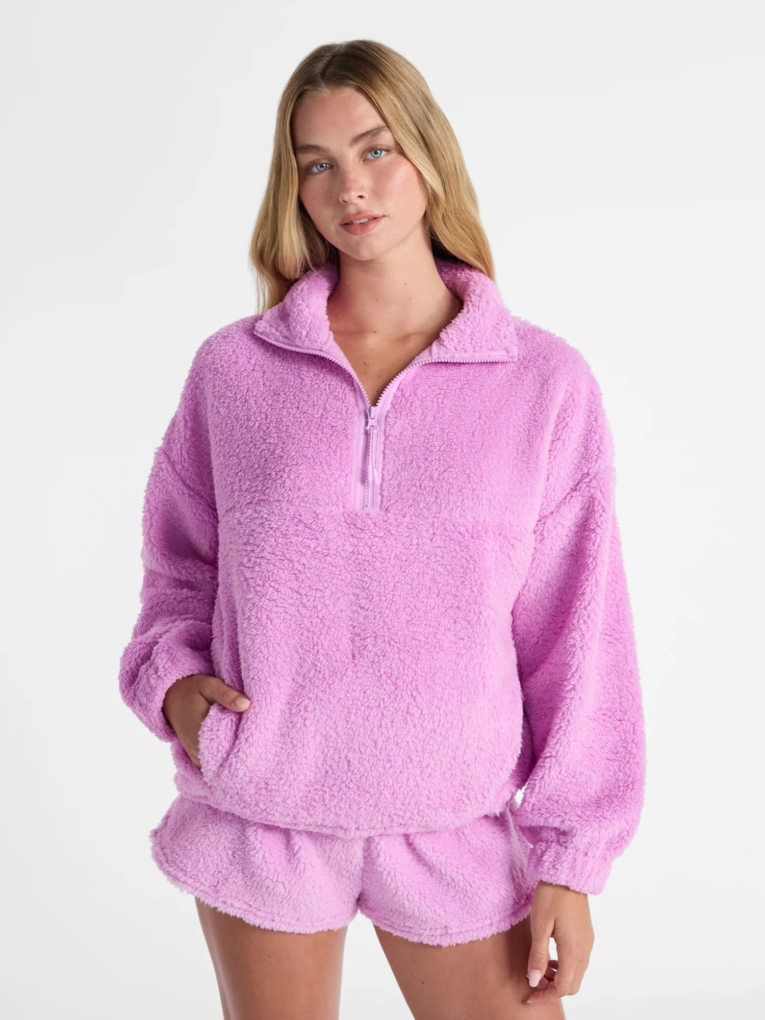 No Boundaries Plush Pullover, Women's - Walmart.com | Walmart (US)