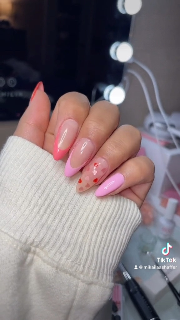 Valentines nail inspo?…yes pls💌🎀

#LTKSeasonal #LTKbeauty #LTKstyletip