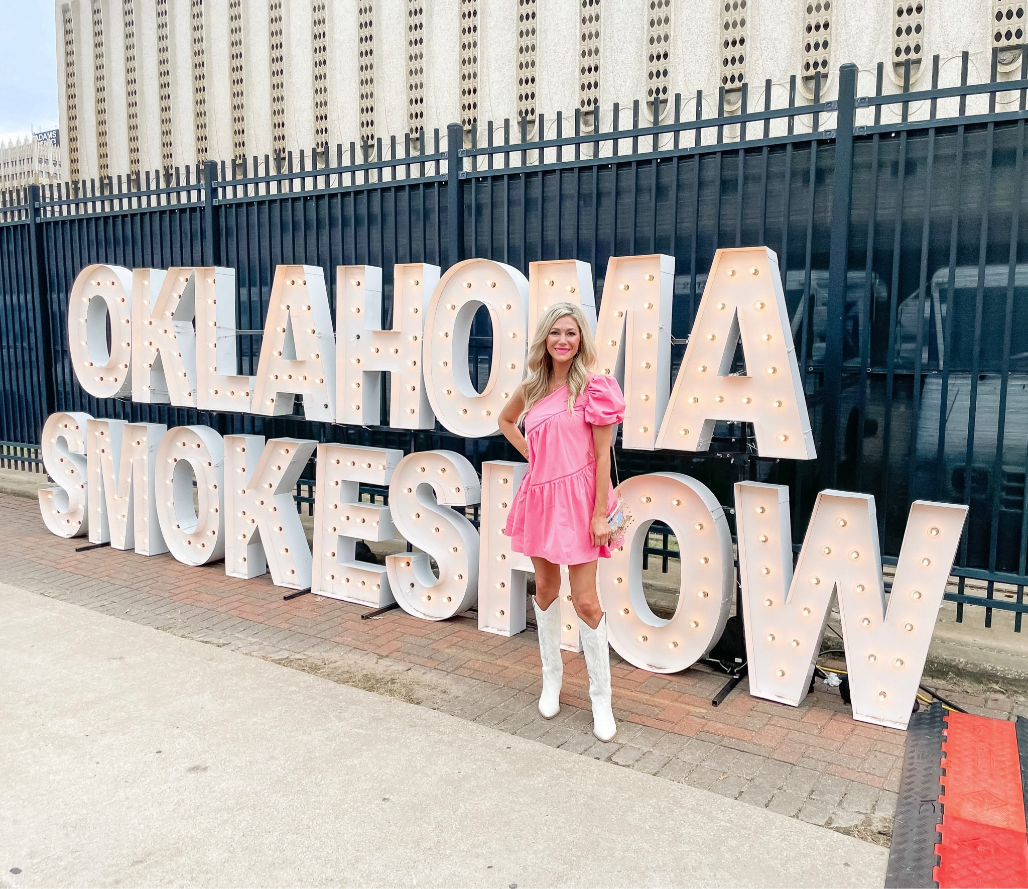 Shop my concert dress!

Concert style 
Concert outfit 
Country concert 
Pink dress
White boots

#LTKshoecrush #LTKFind #LTKstyletip