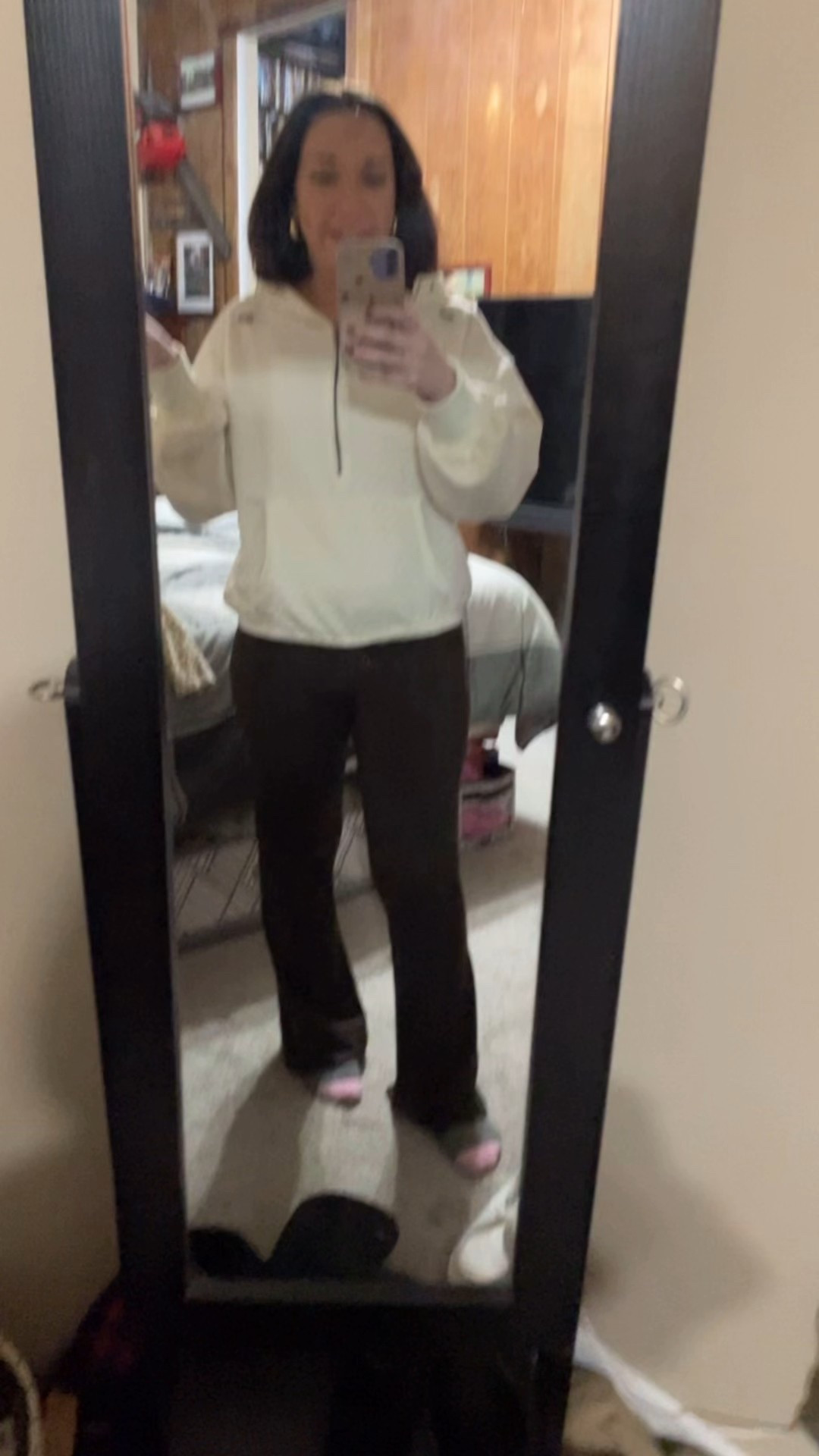 Saturday cozy ootd 

#LTKPetite #LTKgrwm #LTKFindsUnder50