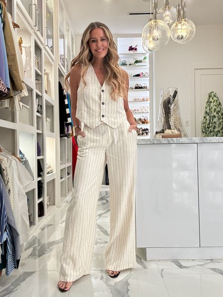 Another insane #walmartfashion find! This linen set will be on repeat for me this summer. I’m wearing an XS in both pieces and also linked the matching blazer! @walmartfashion #WalmartPartner 

#LTKFindsUnder50 #LTKStyleTip #LTKTravel