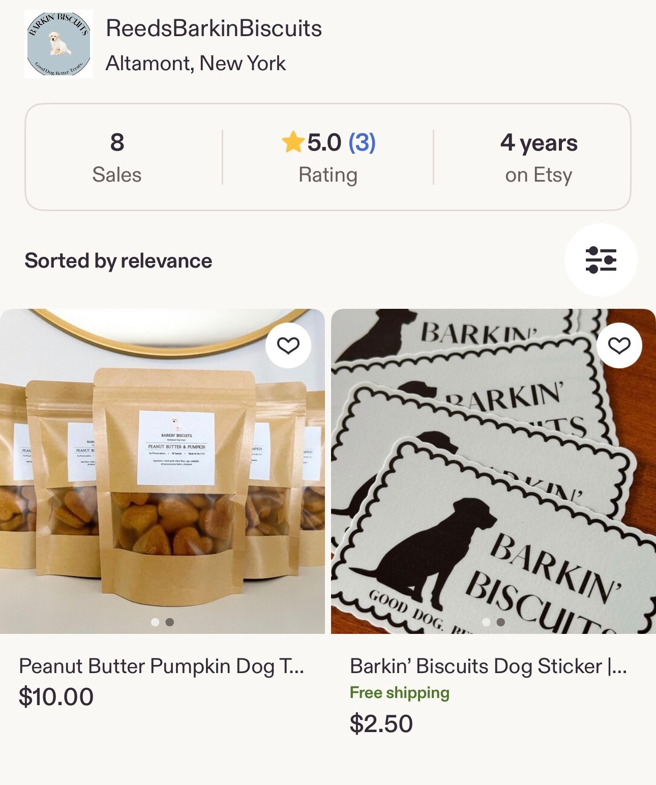 Let’s do a spotlight on this Etsy business! I’m all for small businesses and I love Etsy to find new people to support. Here is Barkin’ Biscuits! A homemade dog treat business. Based in NY, they use simple ingredients, no preservatives. Just the best for your dog. Small batches, good products. 