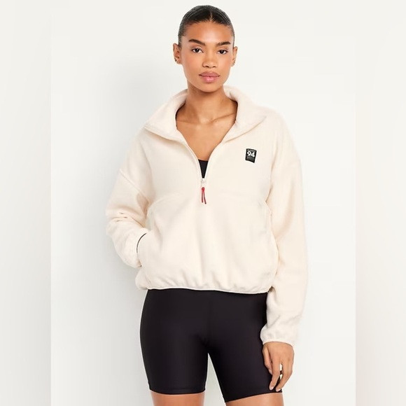 NWT! Old Navy Oversized Performance Microfleece Cropped Half Zip | Poshmark
