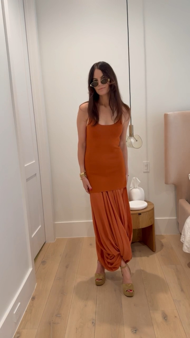 Holiday party outfit! Linking some looks for less too. My shoes are sold out so linking the dark brown and grey ones 


Women’s fashion, winter fashion, winter style, winter outfits, winter outfit inspo, winter ootd, holiday fashion, holiday style, holiday outfits, Miami fashion, winter in Miami, holiday party look, holiday party outfit 




#LTKHoliday #LTKootd #LTKOver40