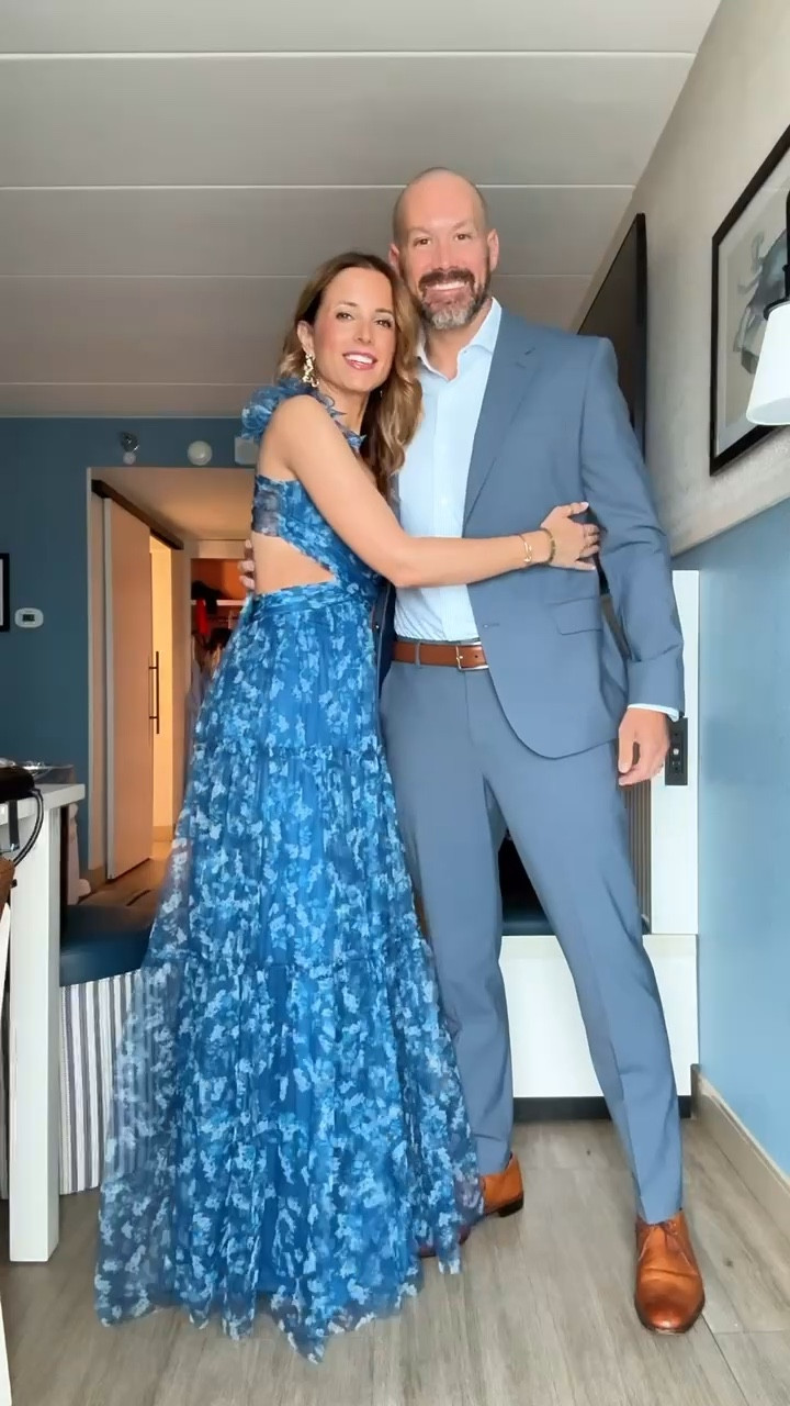 Spring wedding guest. Summer wedding guest. Fall wedding guest. Destination wedding. Beach wedding. Cocktail dress. Black-tie optional dress. Wearing XXS with adjustable straps. I had this altered (straps taken up and length taken up).


#LTKWedding #LTKootd #LTKTravel