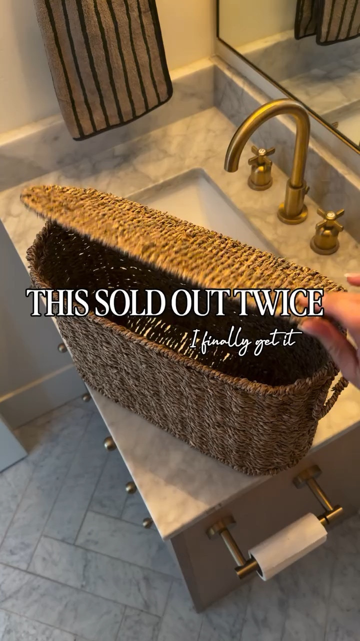 I thought this was overhyped… it’s not.
it sold out twice for a reason

one of those small upgrades that instantly makes your space feel cleaner + more styled

comment BASKET and I’ll send it 🤍