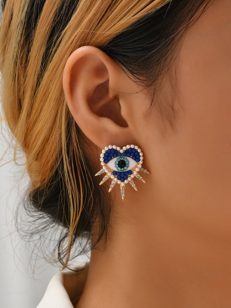 Heart Shaped Stud Earrings | SHEIN