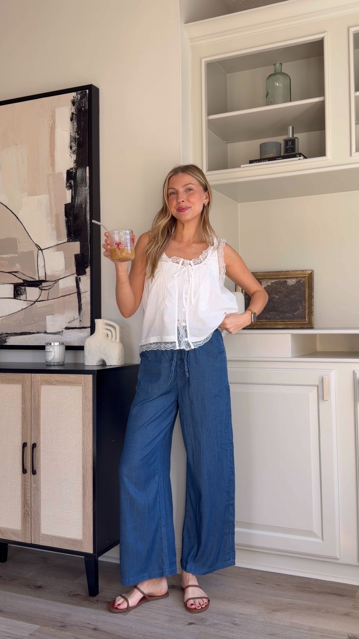 Comfy + put together mom outfit for spring | S lace top + 4 denim stretchy pants 

 