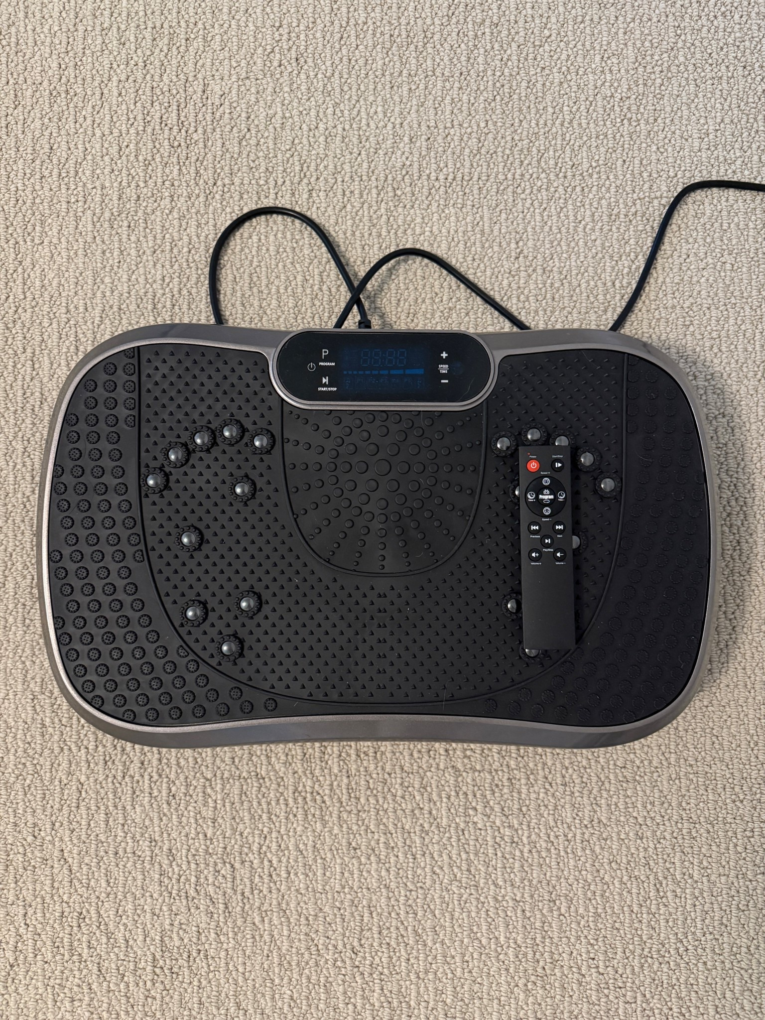 Vibration plate for health & wellness ✨ This helps my lymphatic system from being stagnant 👏🏻

#LTKActive #LTKHome #LTKFindsUnder100