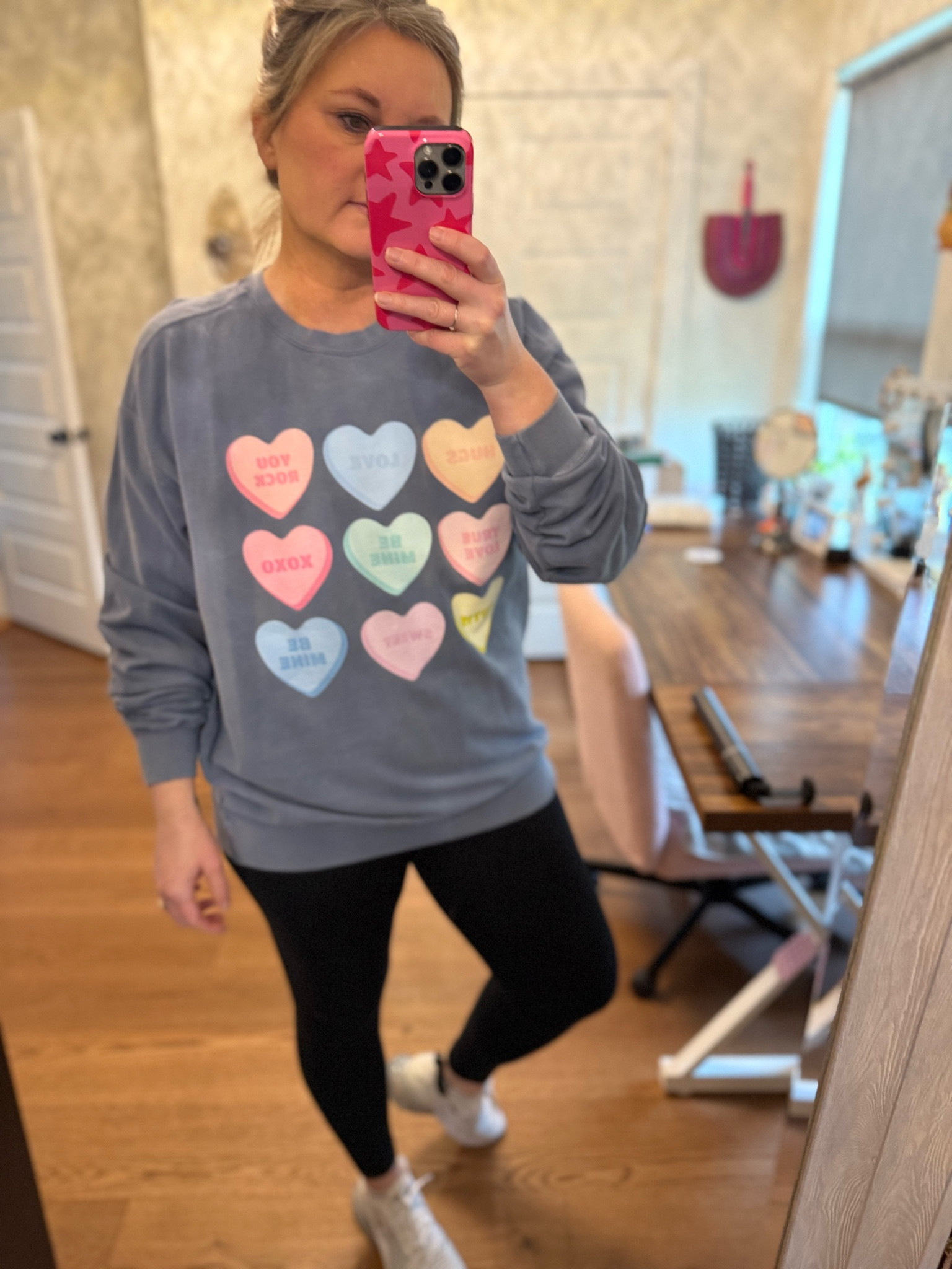 Valentines Day cozy comfy fit 

#LTKStyleTip #LTKSeasonal #LTKMidsize