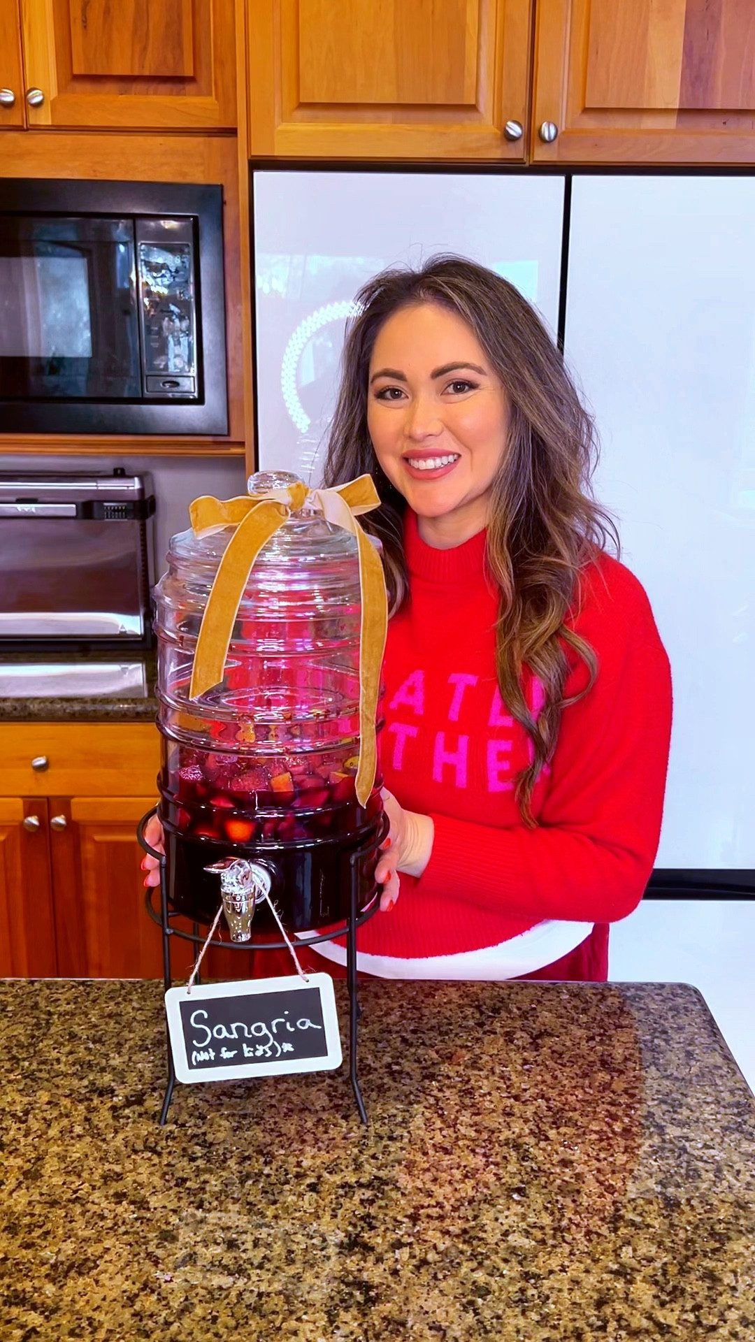 Holiday Sangria 🍷


Christmas, Christmas Recipes, Sangria 

#LTKHoliday #LTKparties #LTKSeasonal