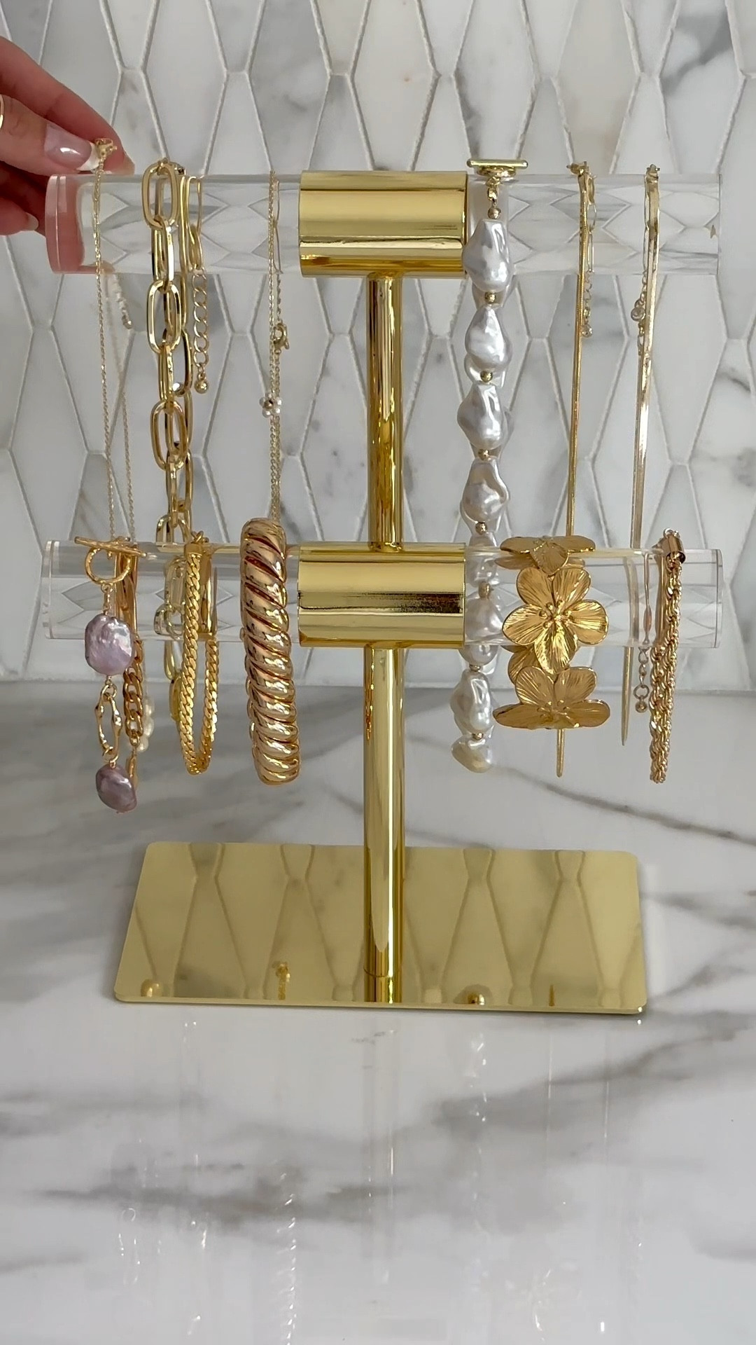 Scroll to shop!! Follow for more!!! Xo! ✨

#LTKGiftGuide #LTKFindsUnder50 #LTKHoliday