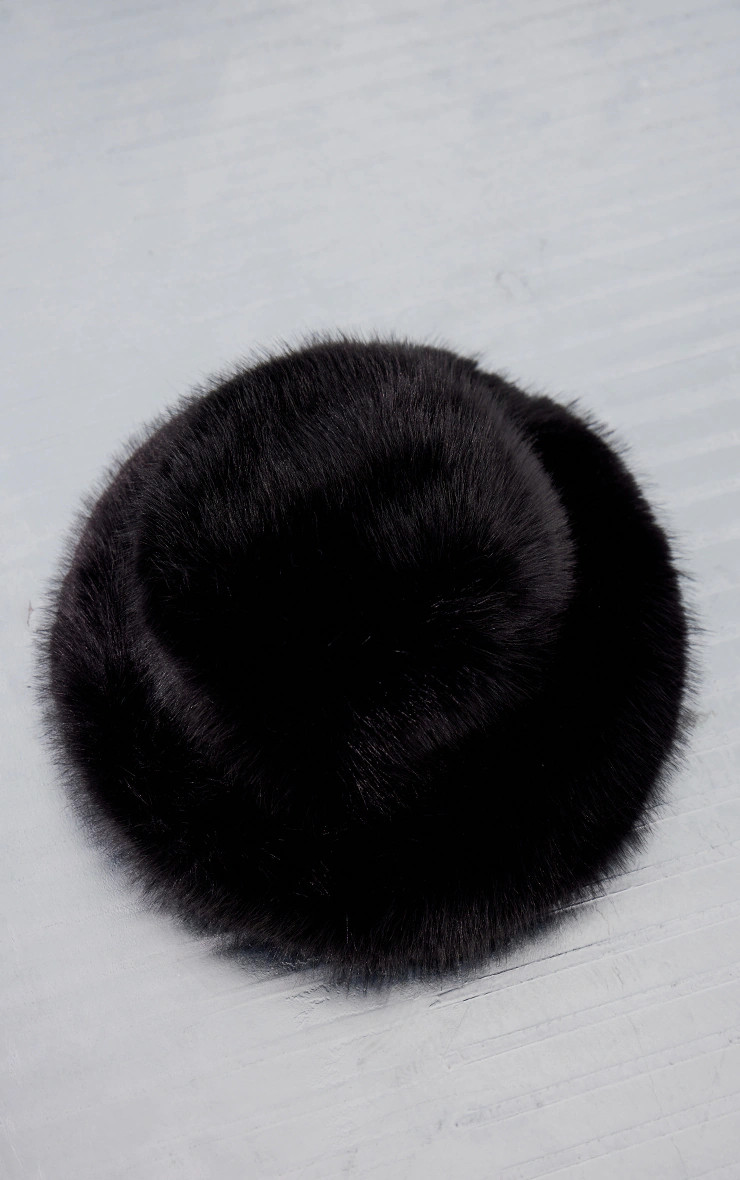 Black Faux Fur Fluffy Bucket Hat | PrettyLittleThing CAN