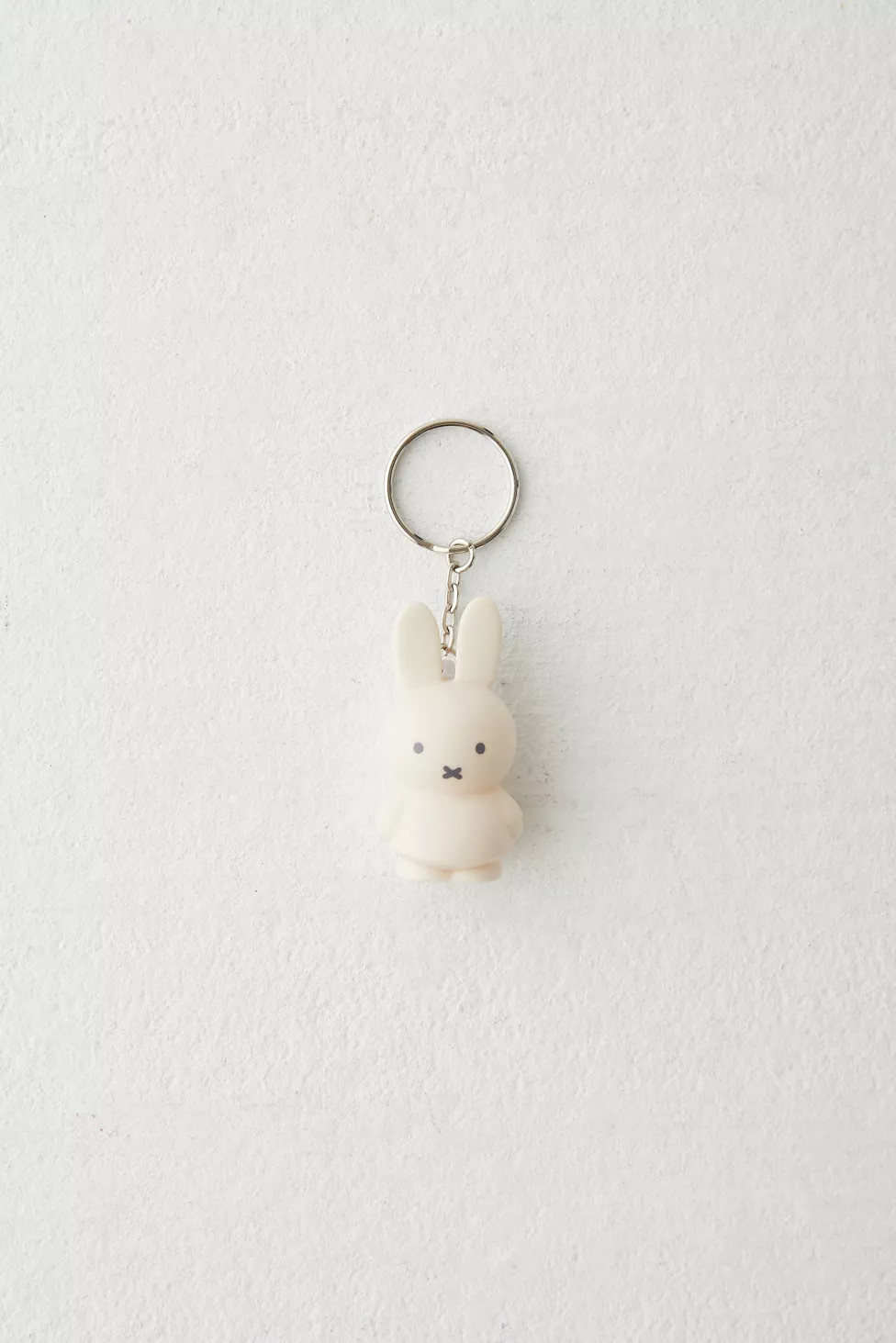 Miffy Head Plushie Keychain | Urban Outfitters (US and RoW)