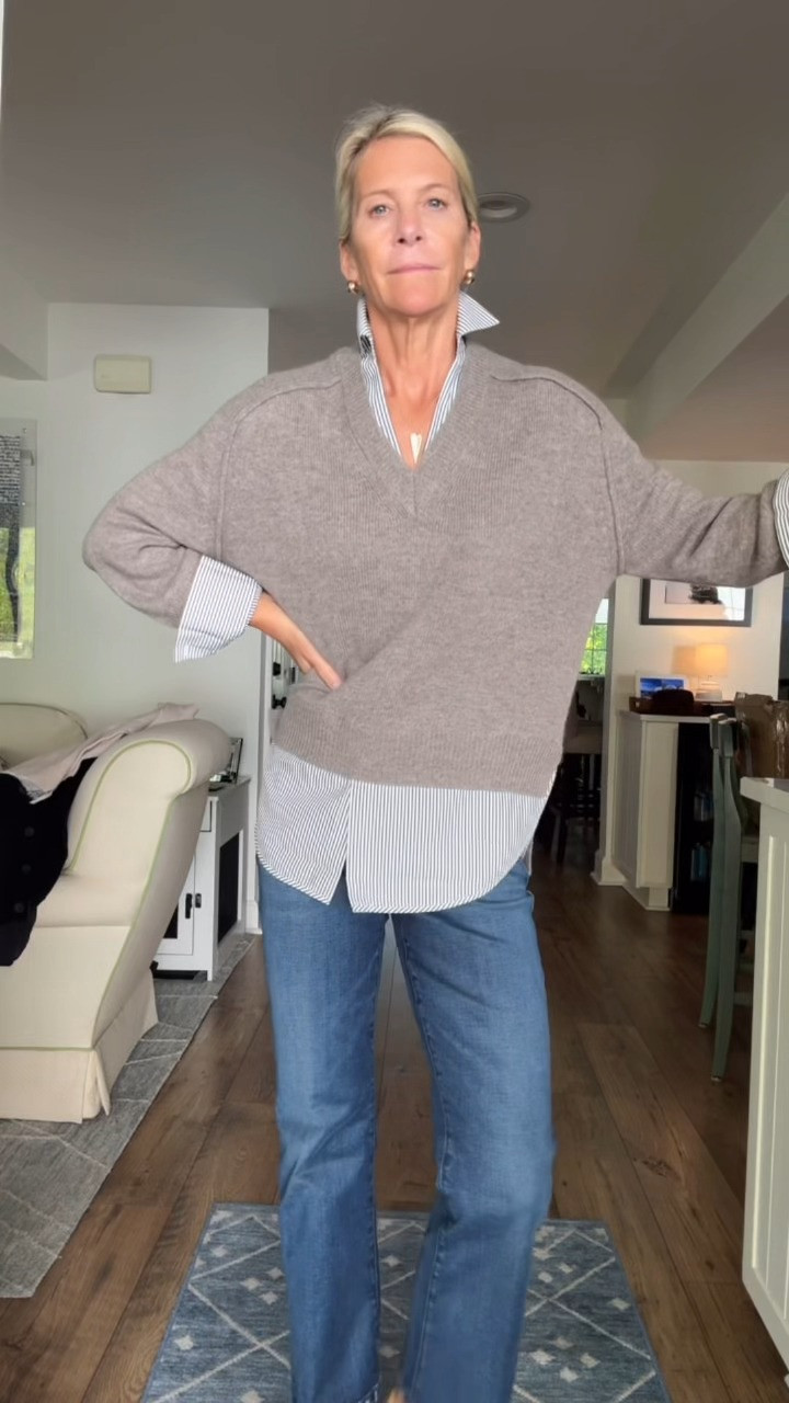 The easiest way to fake the perfect fall layers. 🙌🍂

The crisp shirt collar and cuffs are actually built right into the sweater, so you get that polished layered look without the extra bulk. It’s lightweight, effortless, and exactly what I want to wear when the calendar says fall but the weather hasn’t gotten the memo.

One piece, zero layering struggle. 🤎 

 