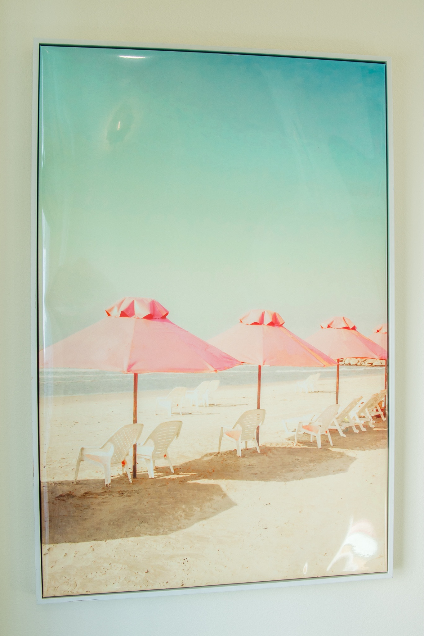 Beach vibes, anyone?  "Pastel Umbrellas In The Beach" by Caroline Mint adds the perfect touch of coastal charm to any space. From one of our recent projects, this piece is a fave—and it's 59% off right now at Wayfair! 

Looking for more umbrella-inspired wall art? I've got you covered! 
#CoastalDecor #BeachVibes #UmbrellaWallArt #PastelDreams #WayfairFinds #HomeDecorGoals #CoastalCharm #BeachHouseStyle #WallArtLover #CoastalLiving #SummerVibesYearRound #InteriorDesignInspo #CoastalHomes



#LTKSaleAlert #LTKHome