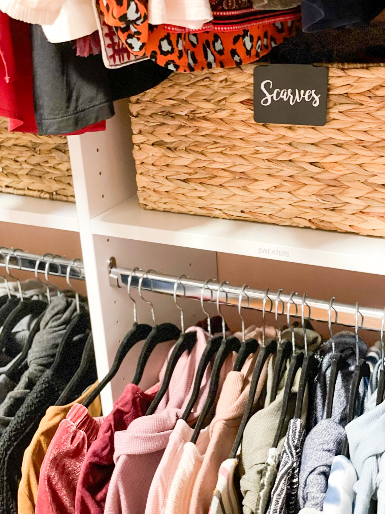 Can we wear our fall clothes yet?!

If you missed Hannah’s explanation of seasonal clothes rotation on stories yesterday, we’ve linked her favorite products to this post!

Under the bed bins (both fabric and plastic) are great for storing out of season clothes and freeing up much needed space on your closet.

But if your closet is larger, you can also utilize baskets, like the water hyacinth ones in this photo, to categorize your seasonal items. 