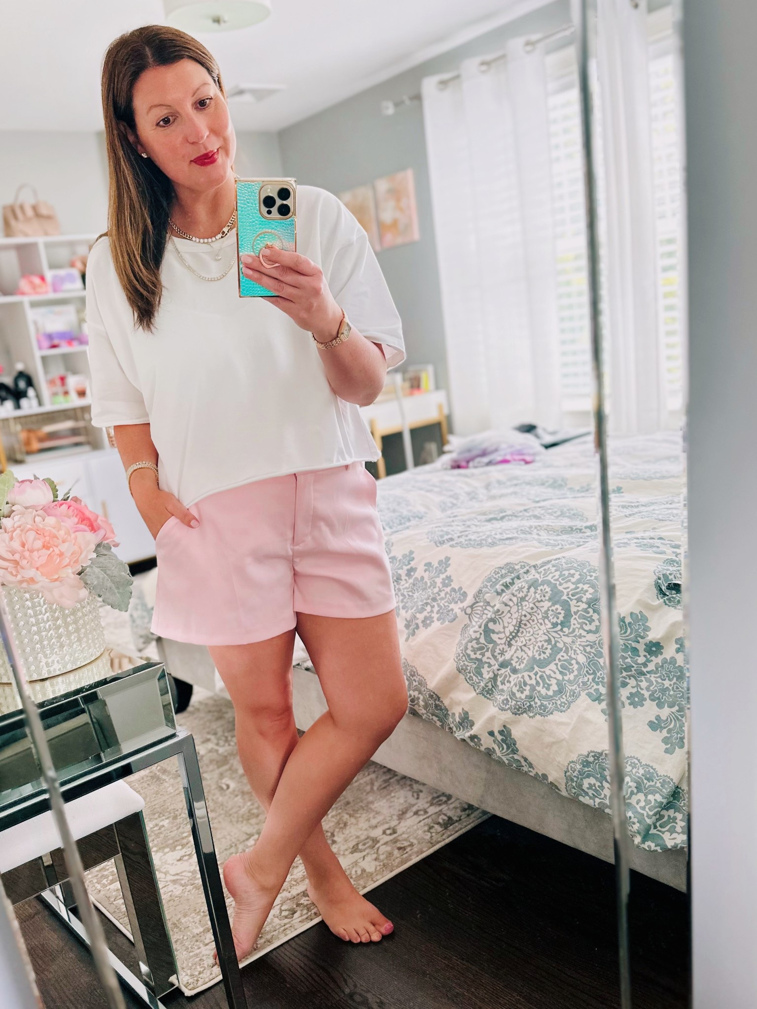 My favorite style trouser in a short!

#LTKOver40 #LTKMidsize #LTKSummerEdit