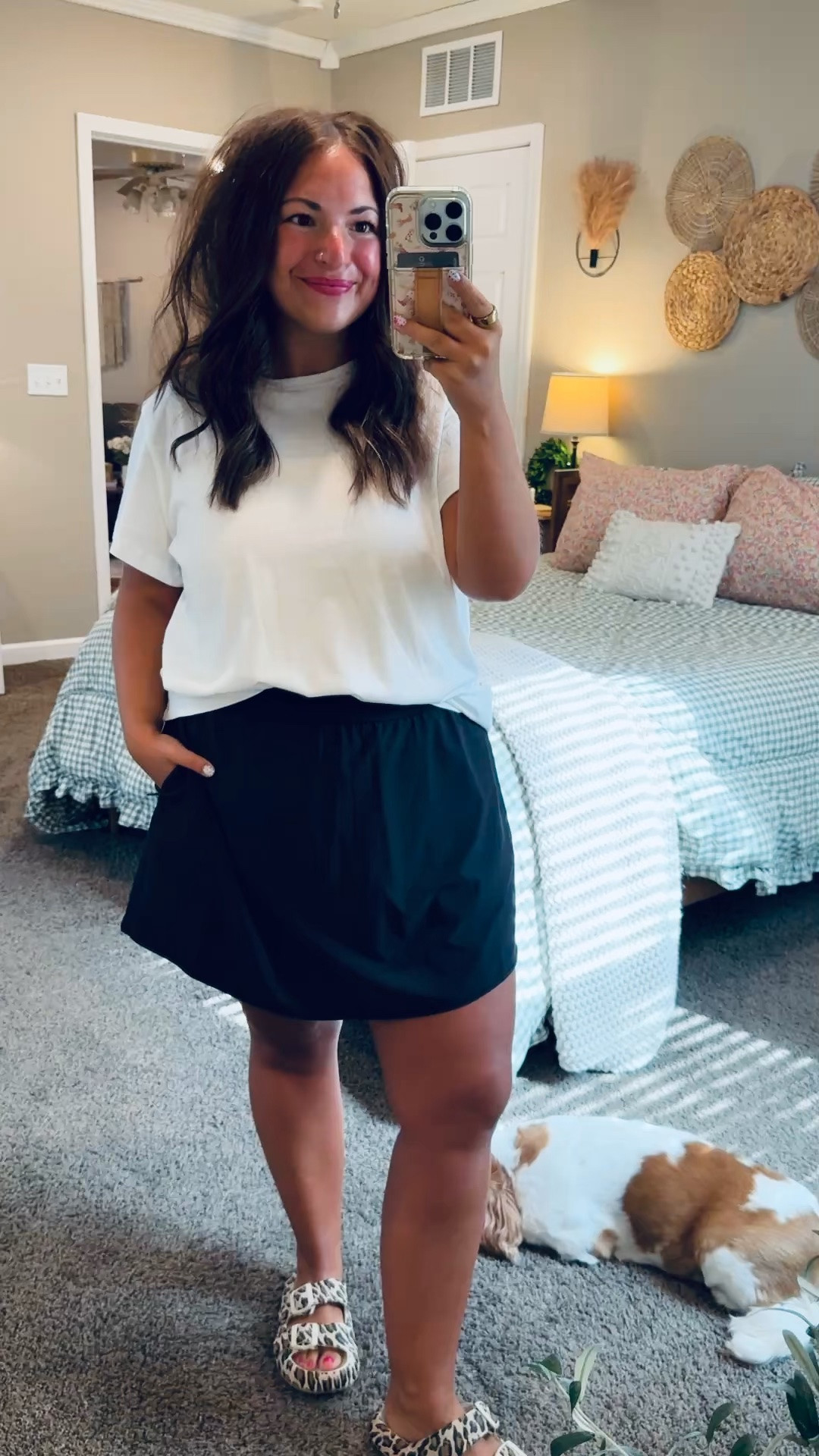 A bllack athletic skort is an absolute closet STAPLE!! 

sandals: fit true to size // wearing a 5
skort: fits true to size // wearing a large
tee: fits true to size // wearing a large 

 #LTKootd #LTKMidsize #LTKWorkwear