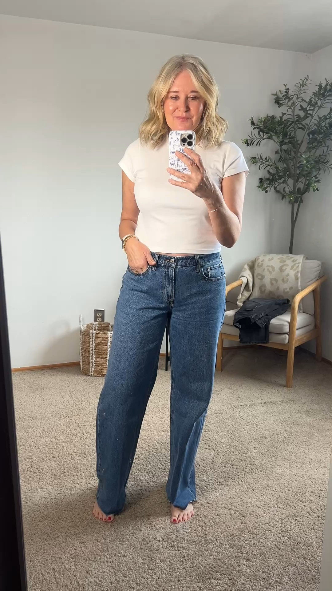 Love Abercrombie denim! Wearing a 28 long

#LTKOver40 #LTKgrwm #LTKootd