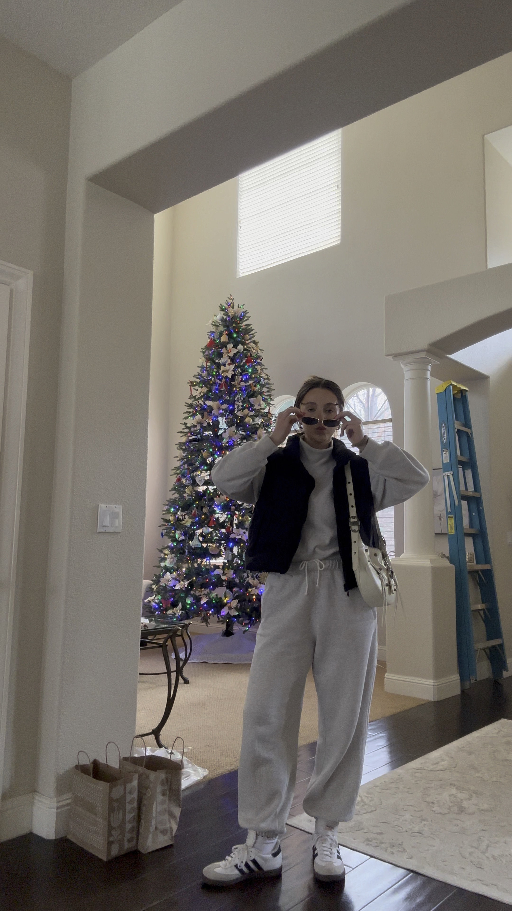 Winter errands ootd! Love this sweat set from Abercrombie!! 

#LTKstyletip #LTKGiftGuide #LTKHoliday