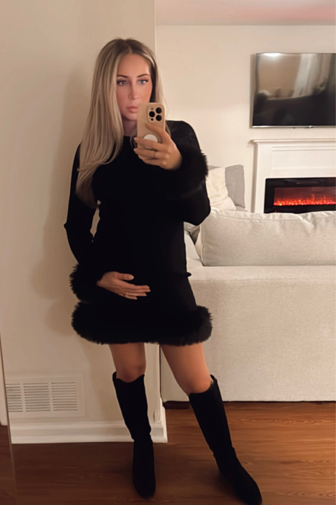 Mob wife aesthetic dress - fur trim dress

#LTKbump #LTKstyletip #LTKMostLoved
