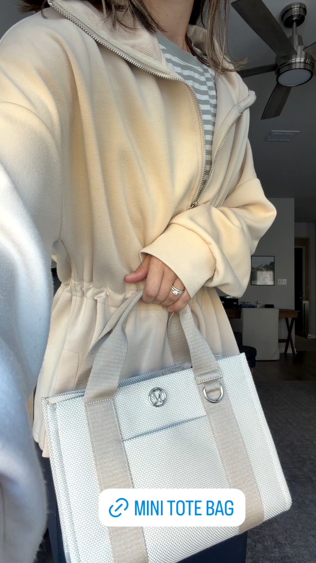 seriously obsessed with this bag because it’s the perfect size! 
-
Lululemon, mini tote bag
