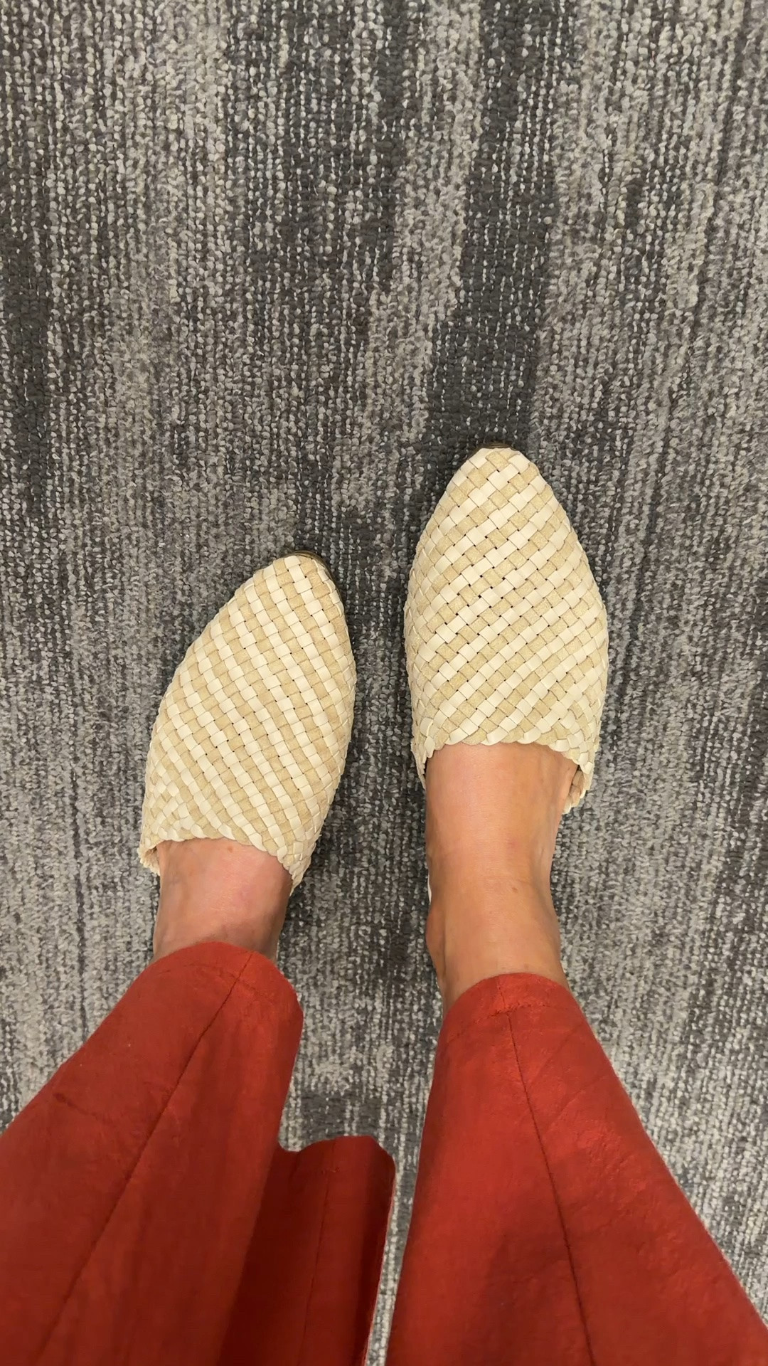 New woven mules

#LTKSeasonal #LTKActive #LTKWorkwear
