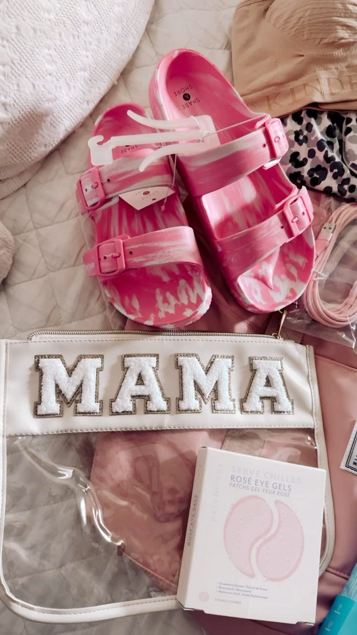 Hospital bag items👶🏼

#LTKfamily #LTKbump #LTKbaby