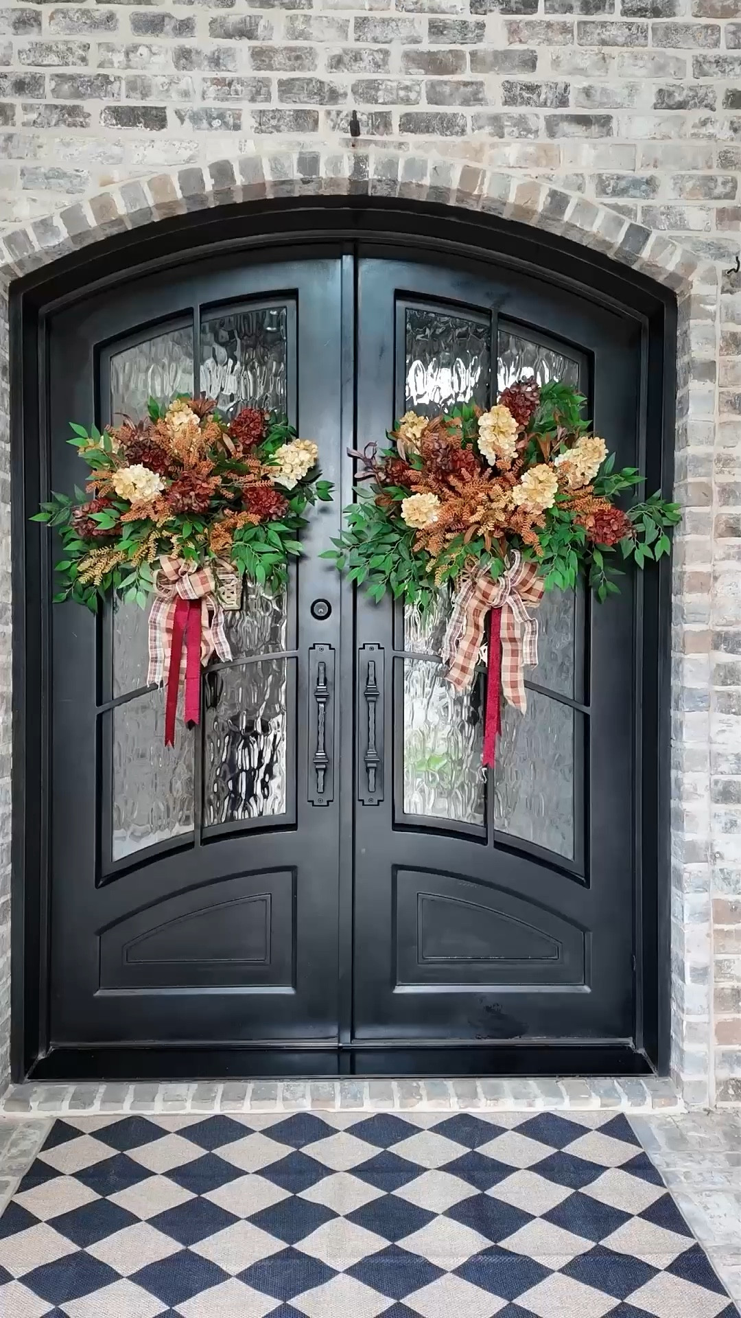 Every door opens to possibility. ✨ This striking black double door sets the tone for luxury lifestyle and home inspiration, where elegance meets intention.

#ElevatedLiving #LuxuryHomeDesign #ModernEntryway #LuxuryLifestyleInspiration #HomeDecorGoals #IntentionalLiving #DreamHomeIdeas #DesignDetails
#falldecor
#falldoor
#fallwreath

#LTKSeasonal #LTKU #LTKHome