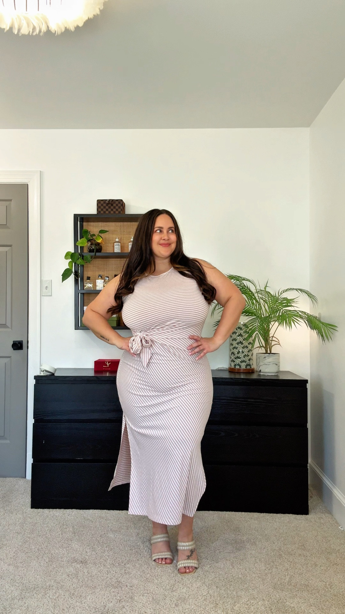 Dress shown in size XL 
Shapewear shown in size XXL 



#LTKMidsize #LTKSaleAlert #LTKootd