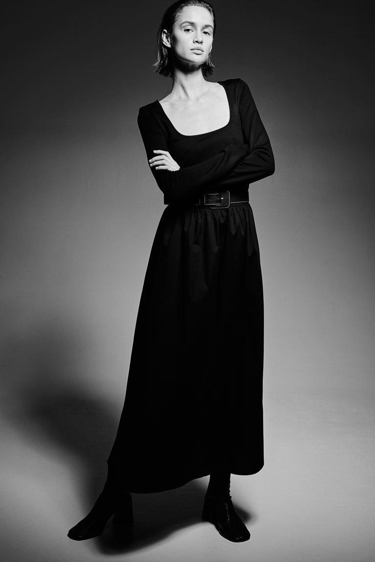 Flared-skirt dress - Black - Ladies | H&M GB | H&M (UK, MY, IN, SG, PH, TW, HK)